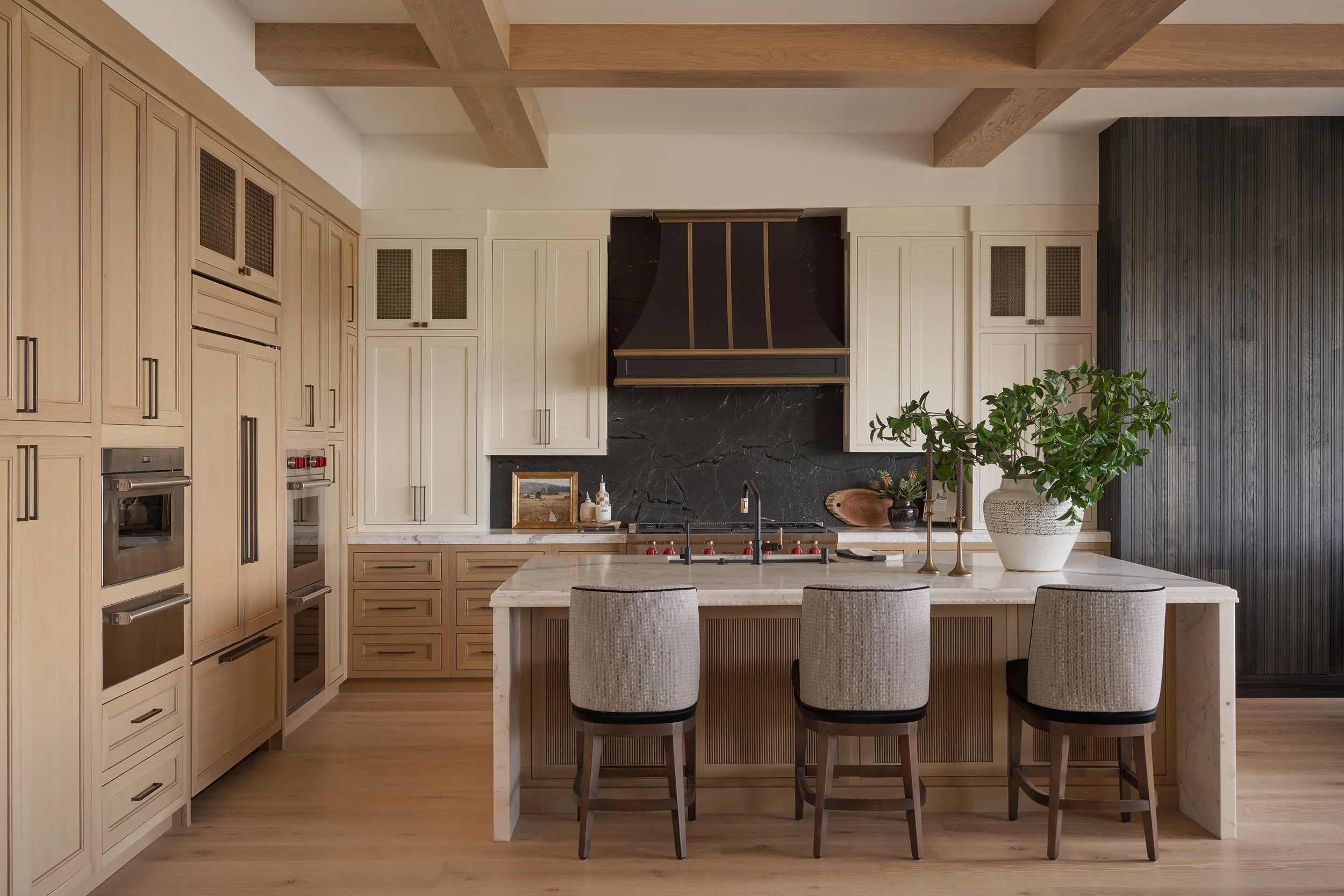 Kitchen 2.jpg