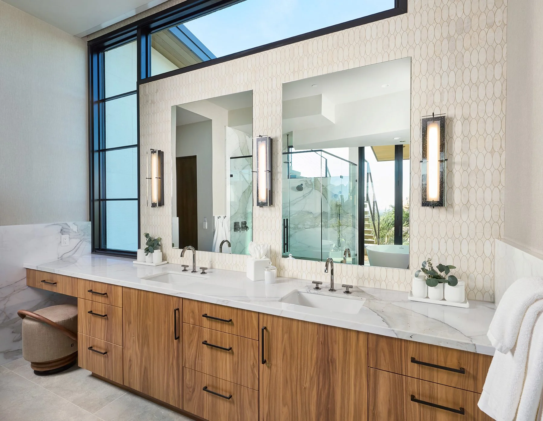 Calacatta Betogli Extra Master Bath Vanity .jpg