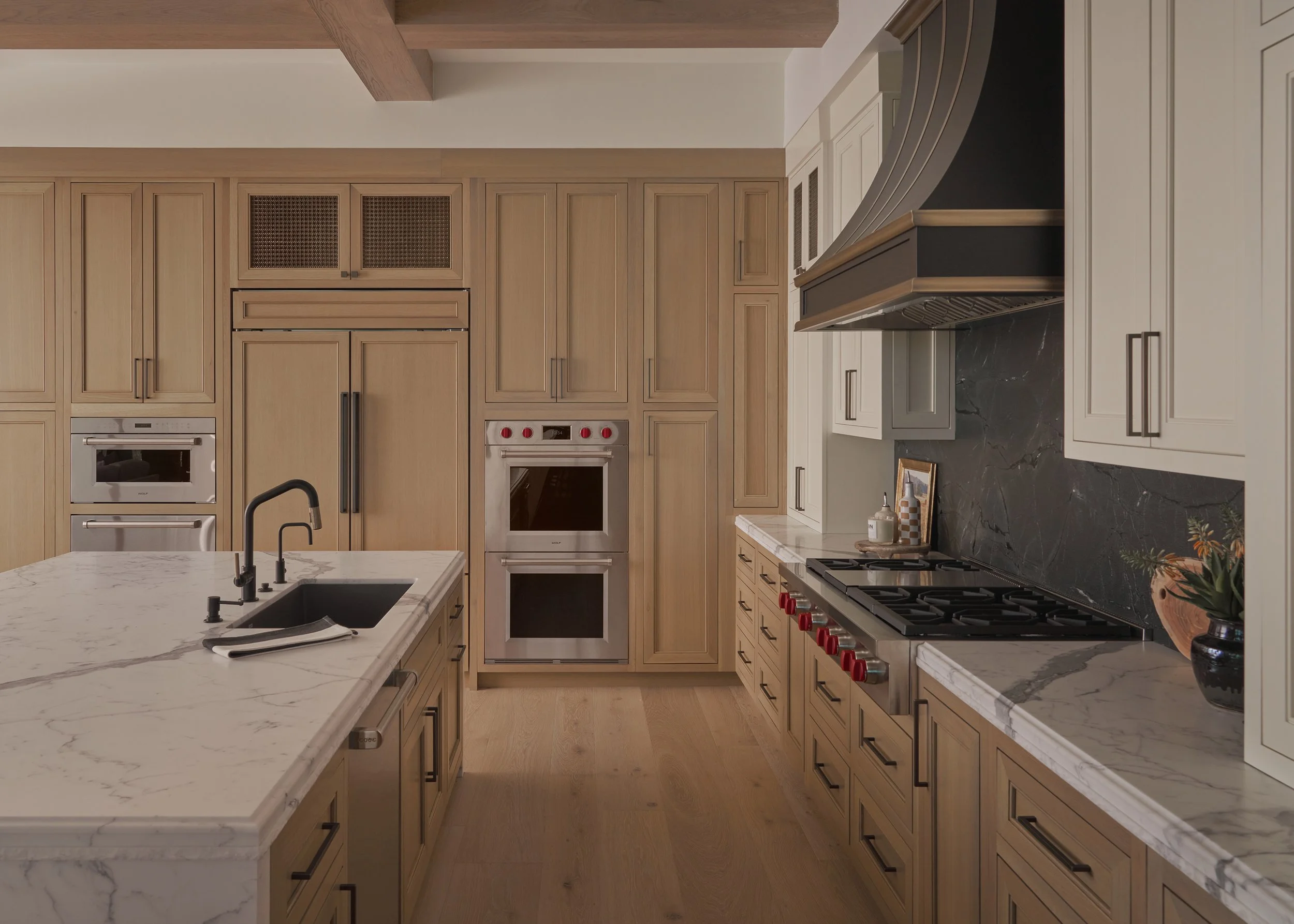 Kitchen 1.jpg