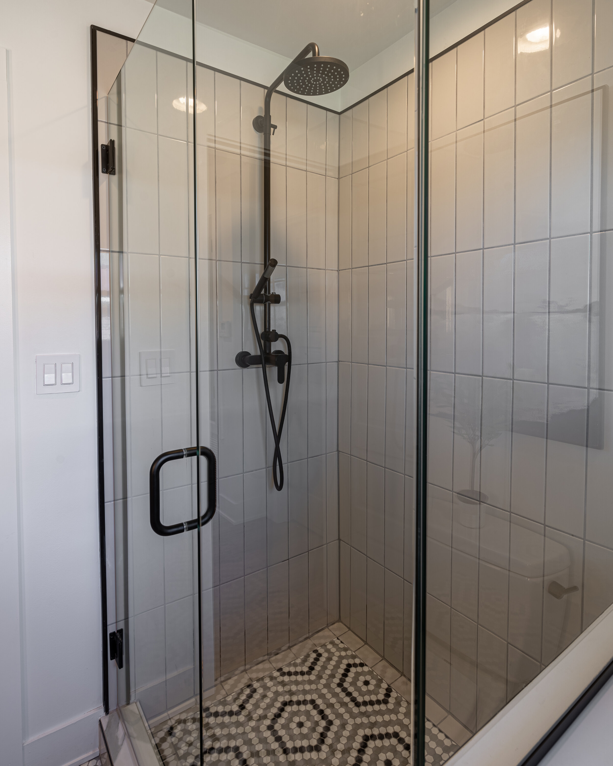 Shower1.jpg