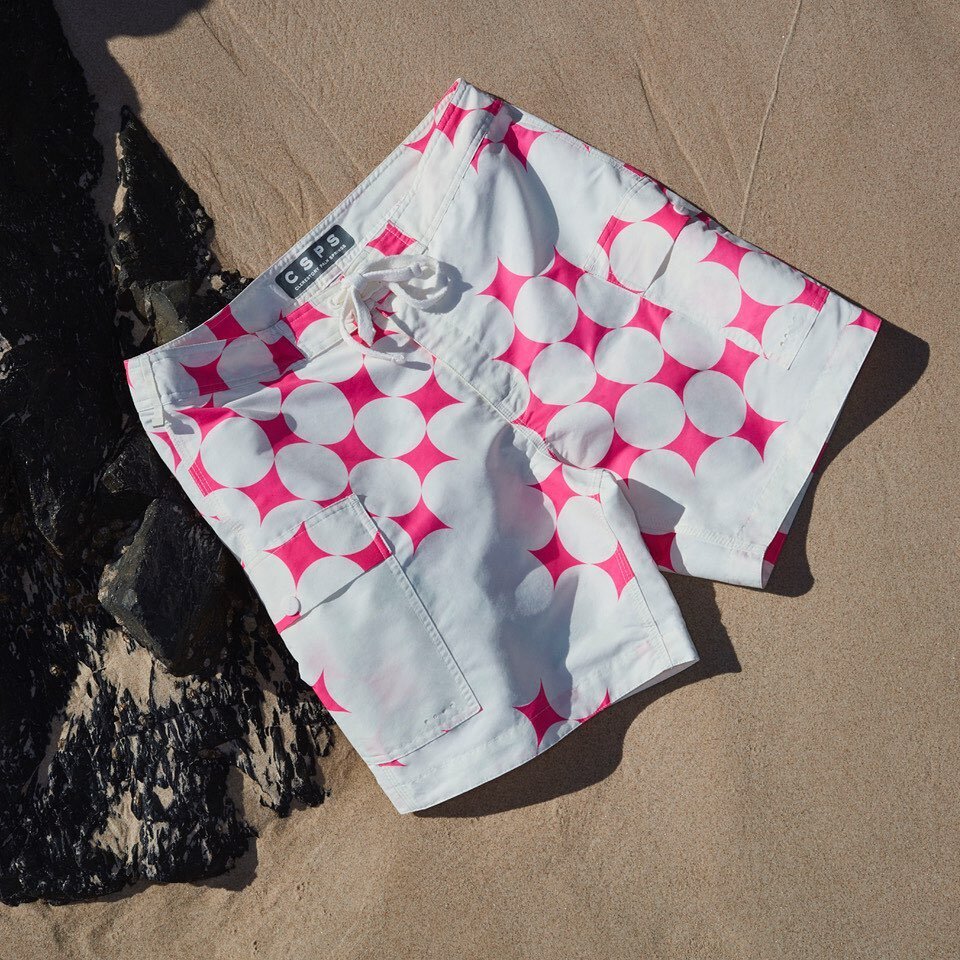 Pink and Cream Logo Dot. 

📸@jamespcant
#peace
#newday 
#mensstyle
#clerestory
#byronbay
#palmsprings 
#lagunabeach 
#surf
#desert
#beaches 
#california
#australia
#boardshorts
#surfshorts 
#swimshorts
#activewear
#earlyrise 
#girlssurfing
#sunrise 