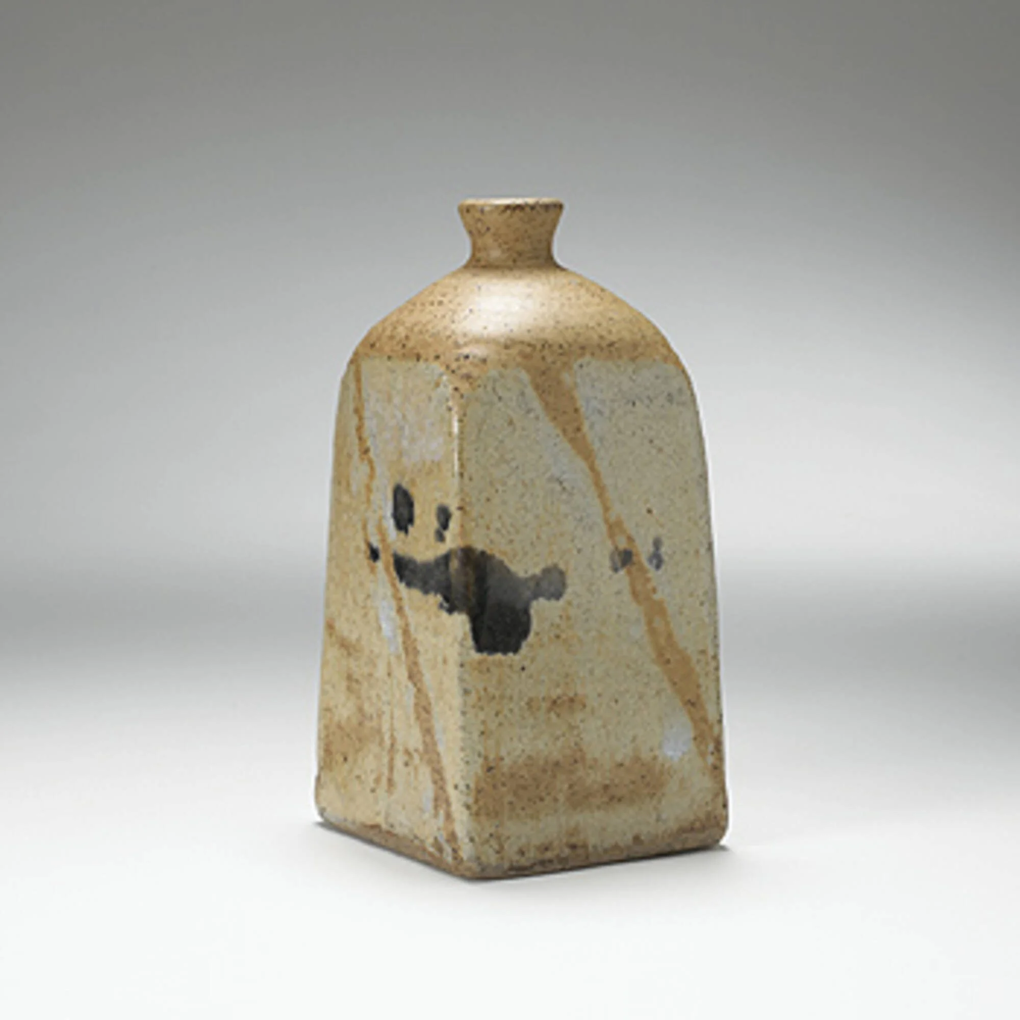 324_0_modernist_20th_century_december_2003_shoji_hamada_vase__wright_auction.jpg