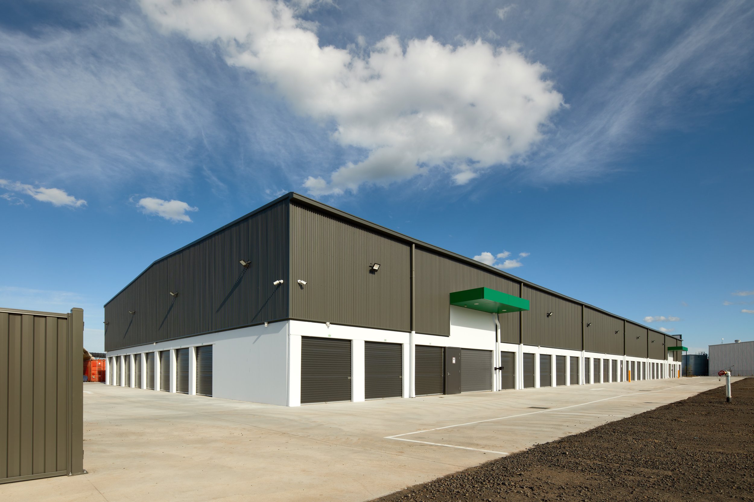 DBJS_GreenSpaceStorage_Corio_108.jpg