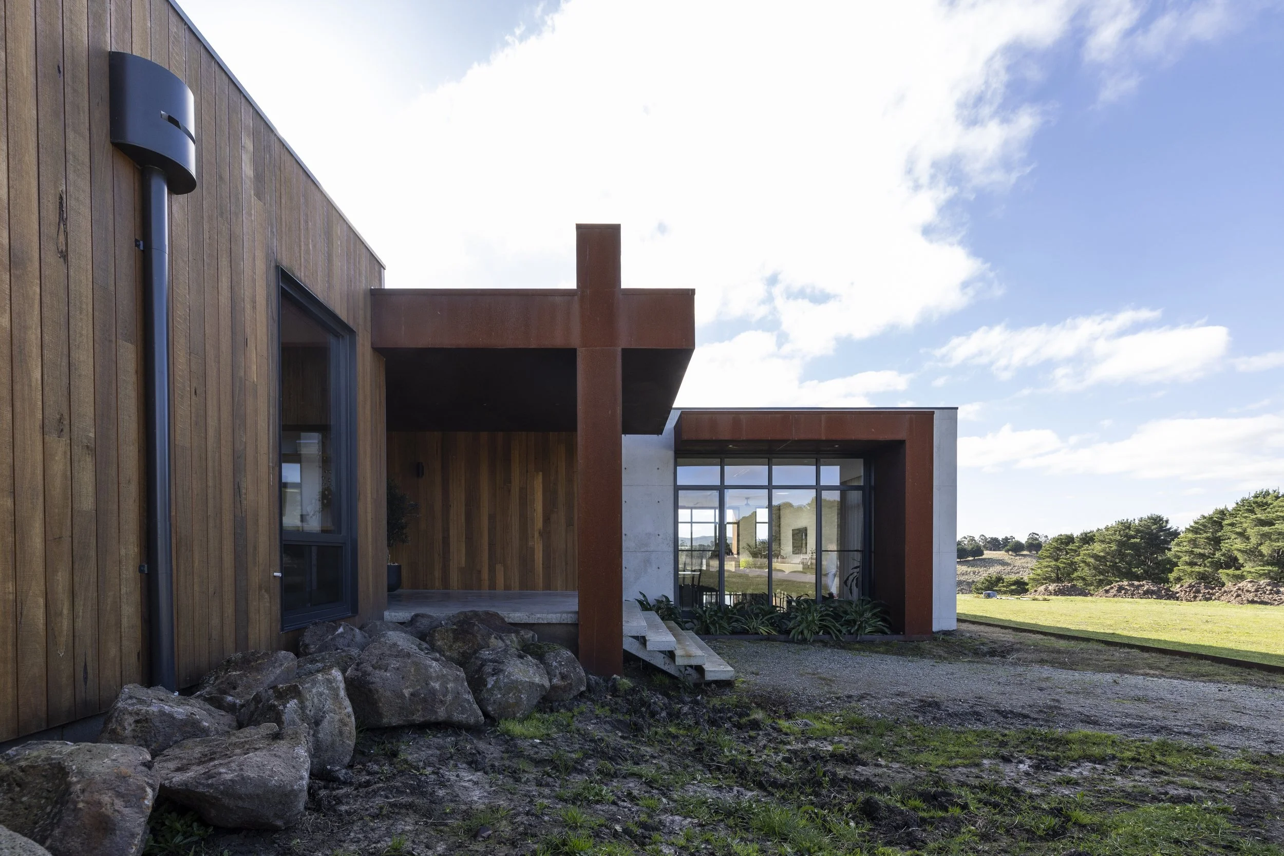 Outlook House