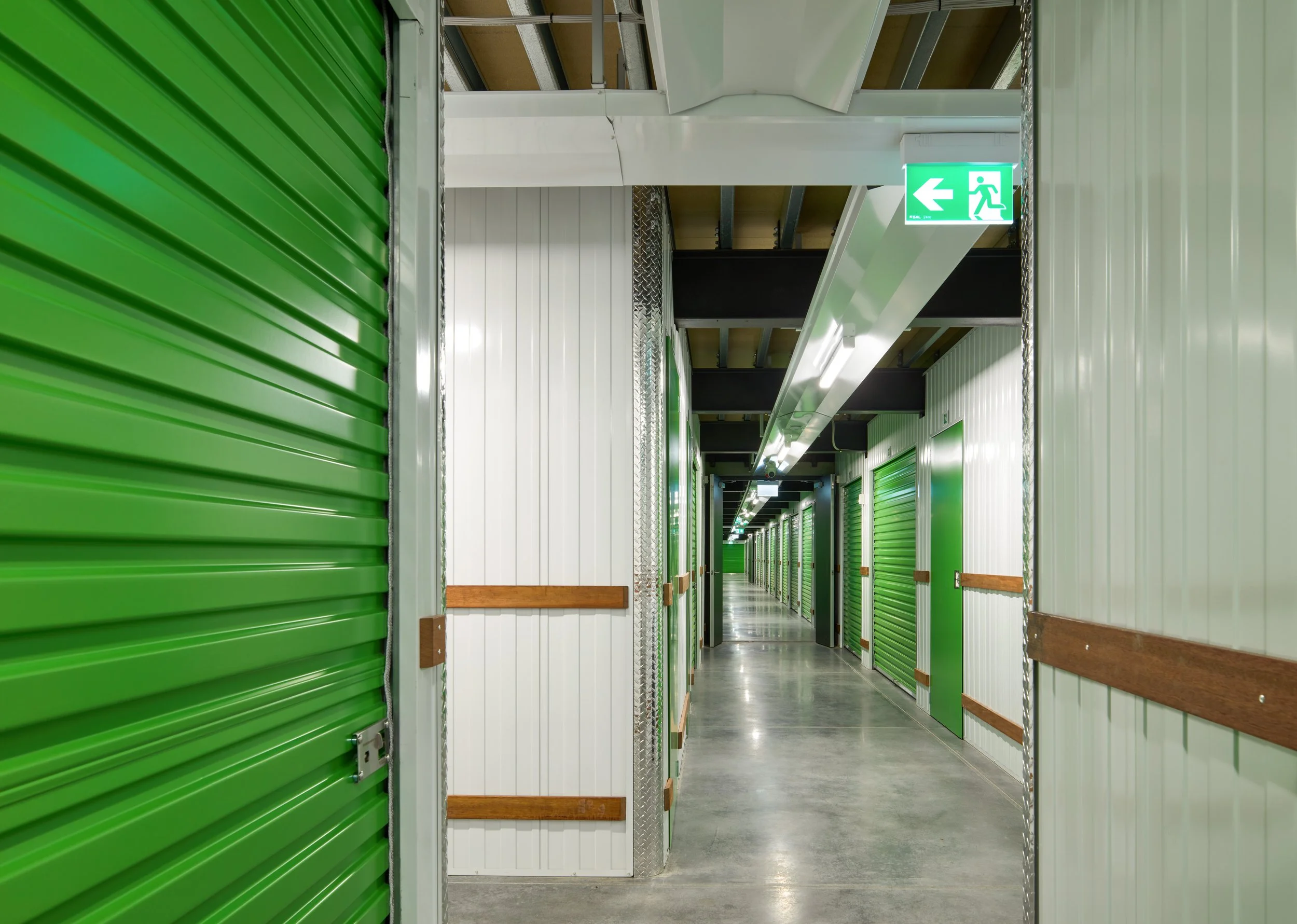 DBJS_GreenSpaceStorage_Corio_095.jpg