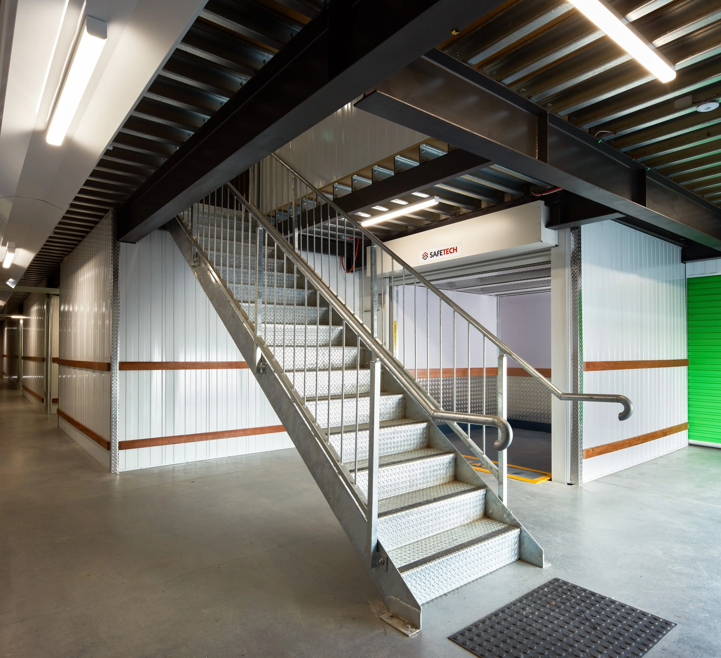DBJS_GreenSpaceStorage_Corio_082.jpg
