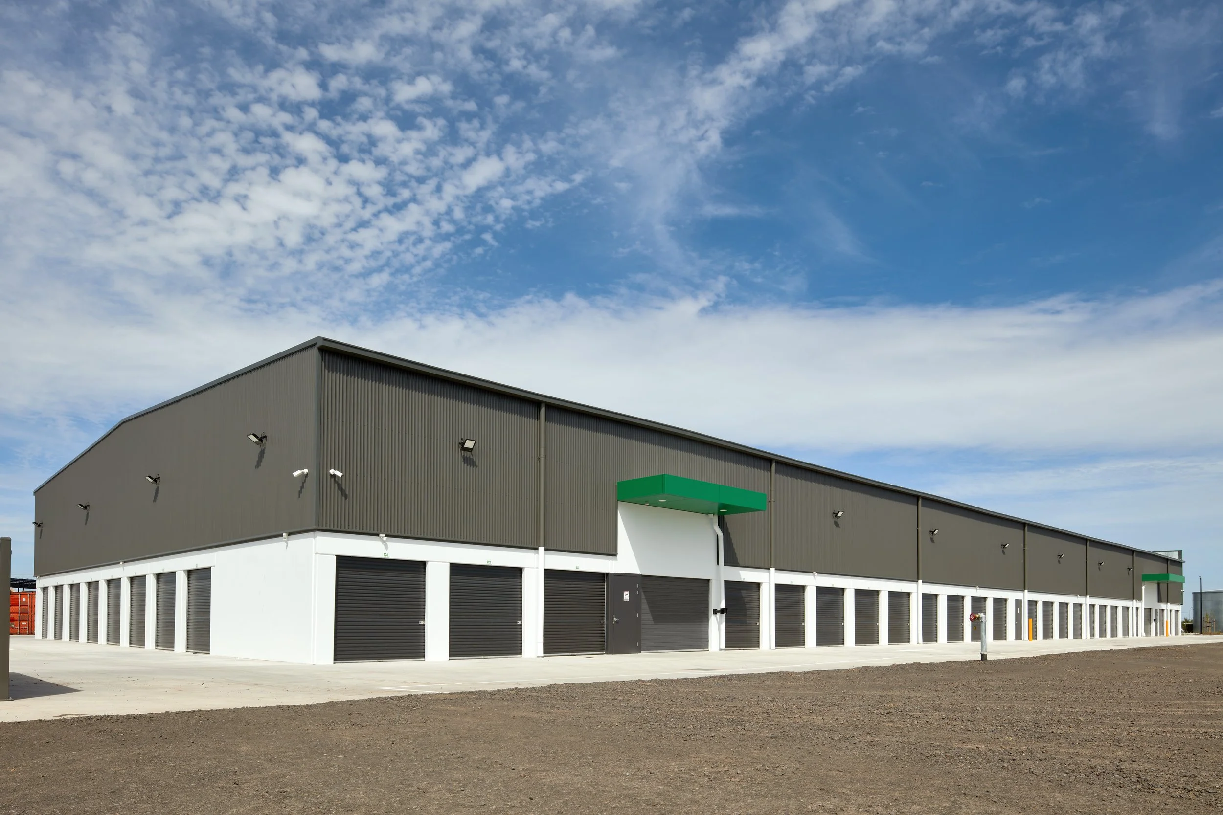 DBJS_GreenSpaceStorage_Corio_015.jpg