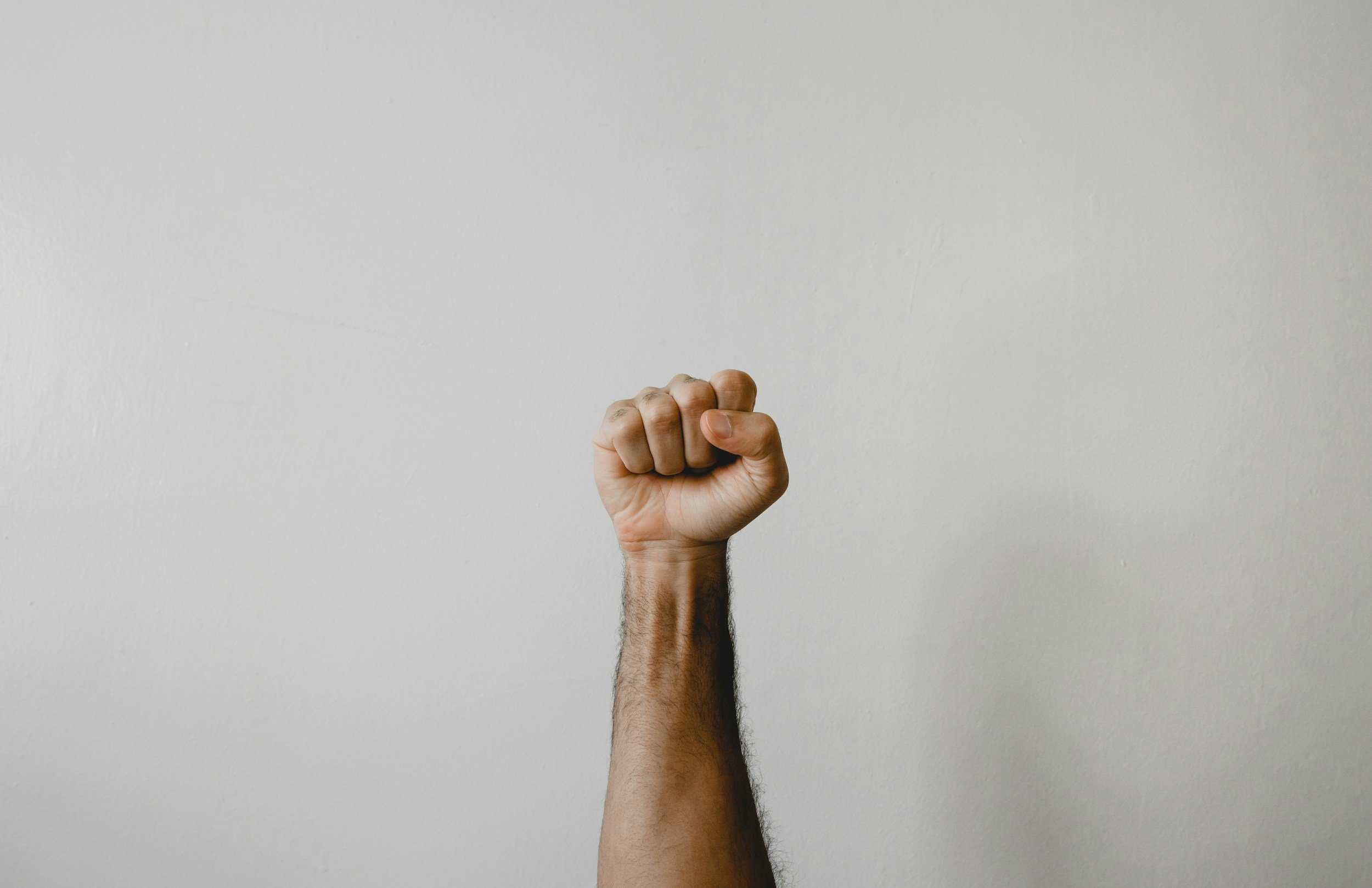 Strong to the End (1 &amp; 2 Thessalonians)