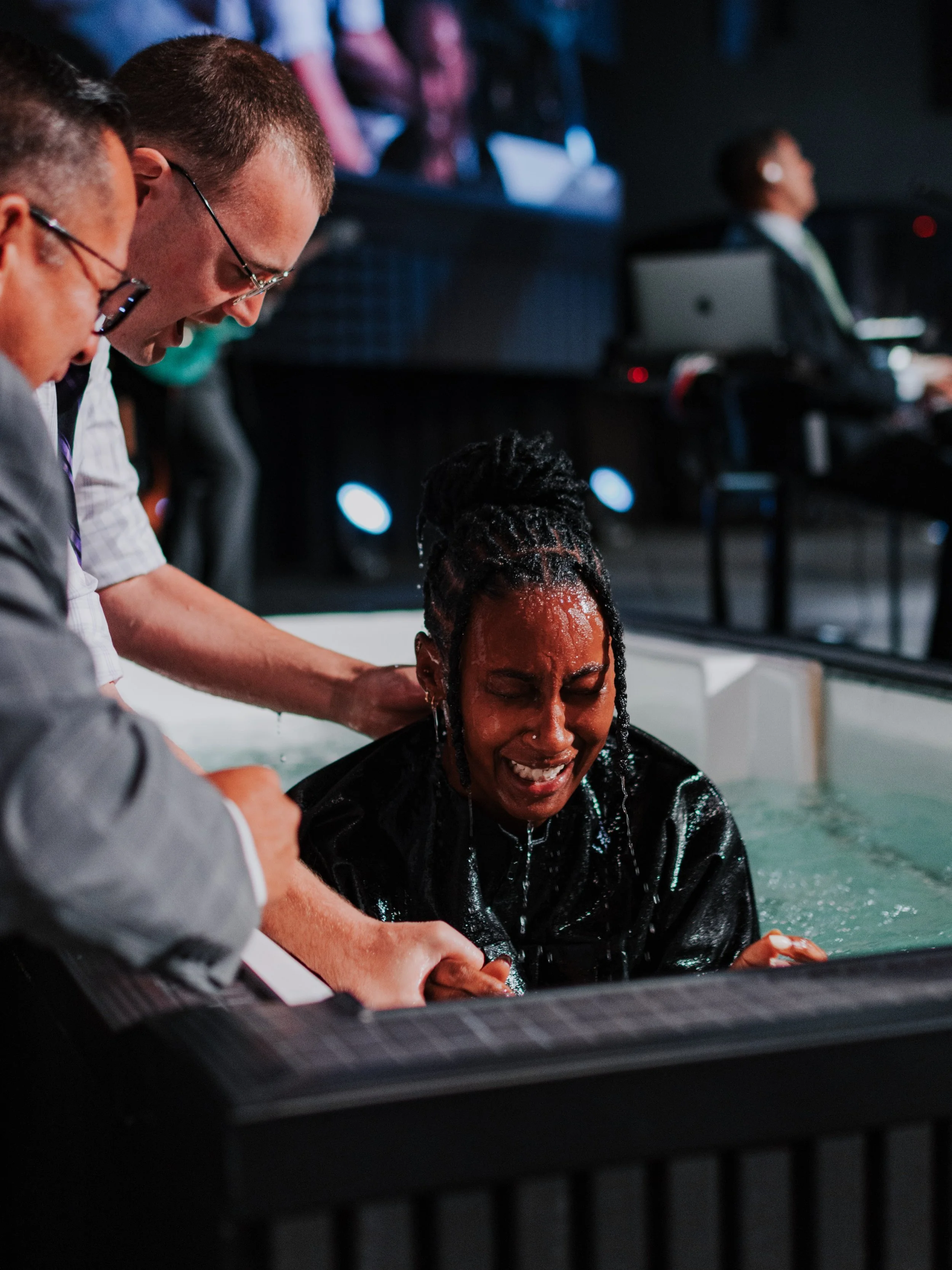 This is what it&rsquo;s all about. 🔥 7 lives taking on the name of Jesus in baptism. Heaven rejoices, and so do we!