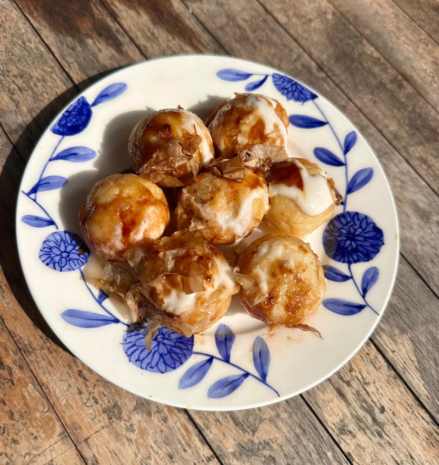 Shibo Joo Takoyaki by Mimi