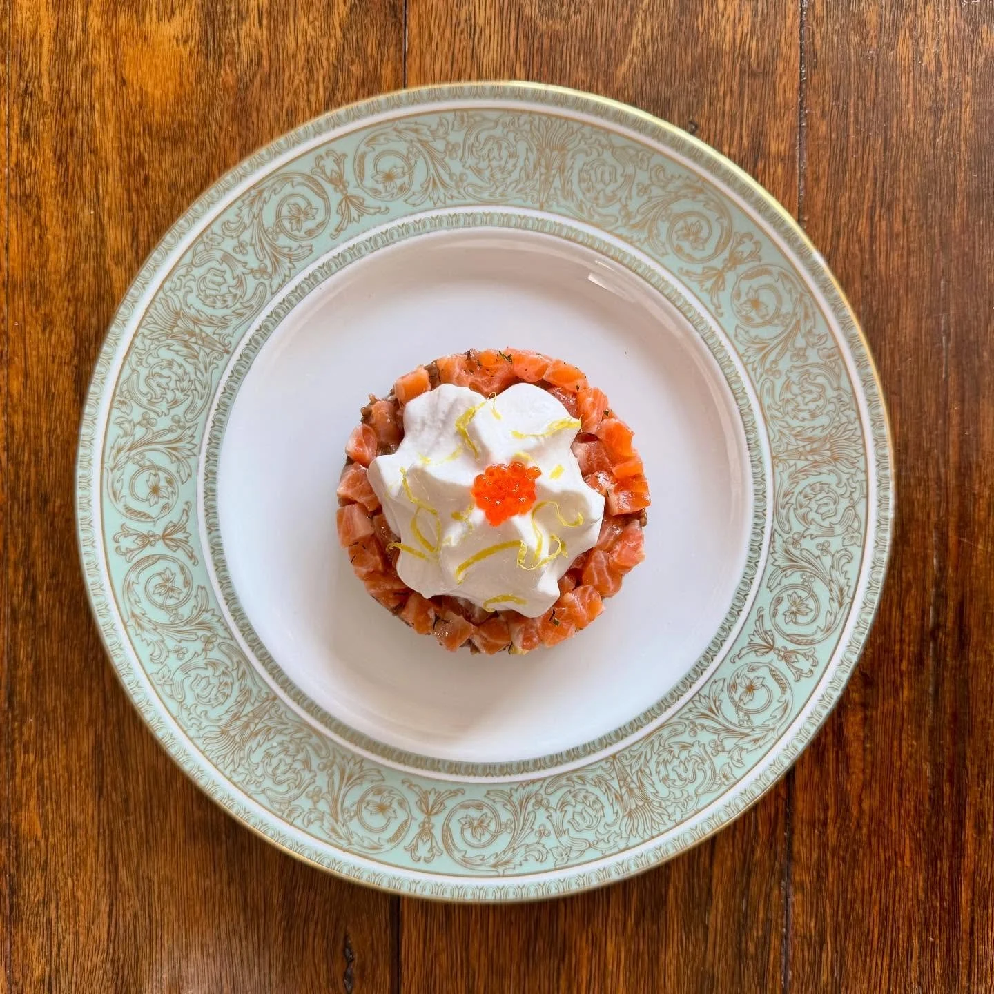 Trout Tartare with Pumpernickel &amp; Horseradish Jam, Whipped Dory Roe.

#enterthroughthegiftshop