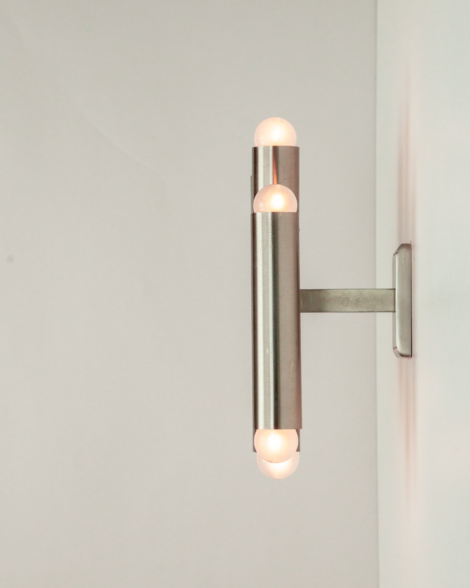 Aesthetiker Wall Light Italian Nickel Steel Cylindrical 1960s_0008__MG_9342.jpg