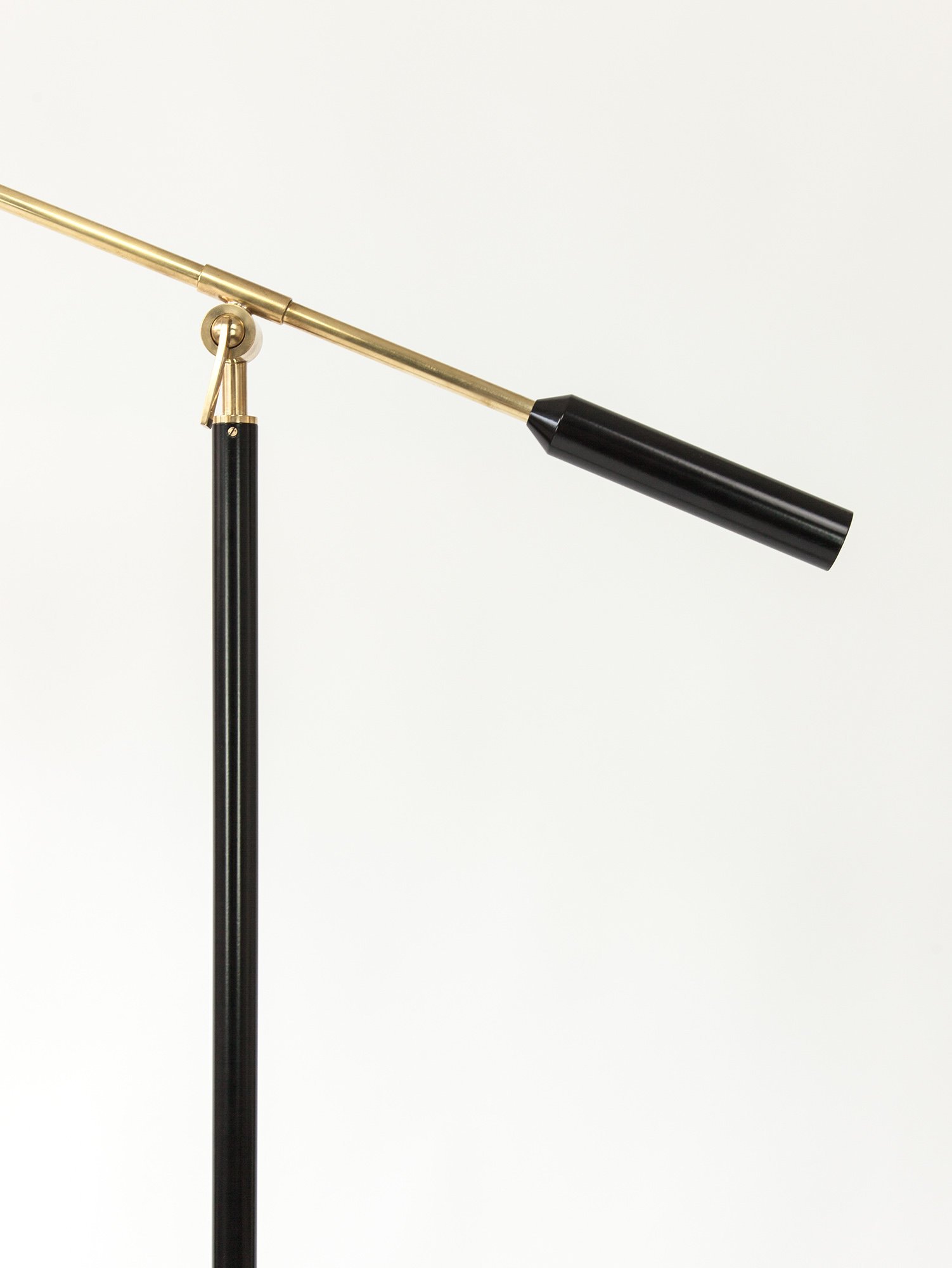 Aesthetiker+%7C+FL+Stilux+Counterbalance+Arm+%7C+03.jpg