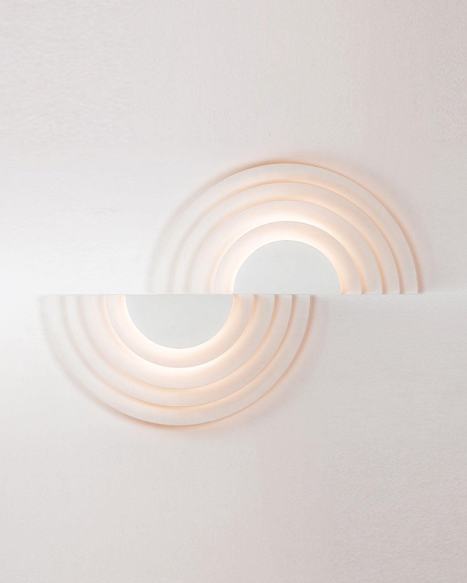 Meander Sconces Raak