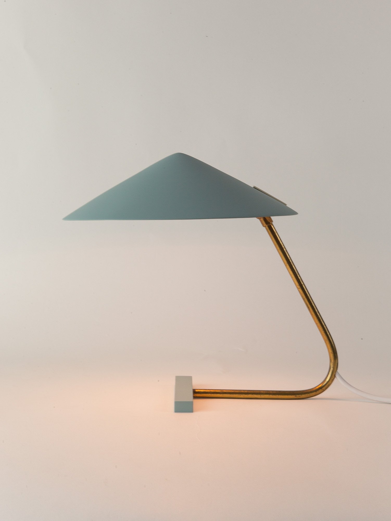 Aesthetiker+_+TL+Stilux+Milano+Conical+Blue+_06.jpg