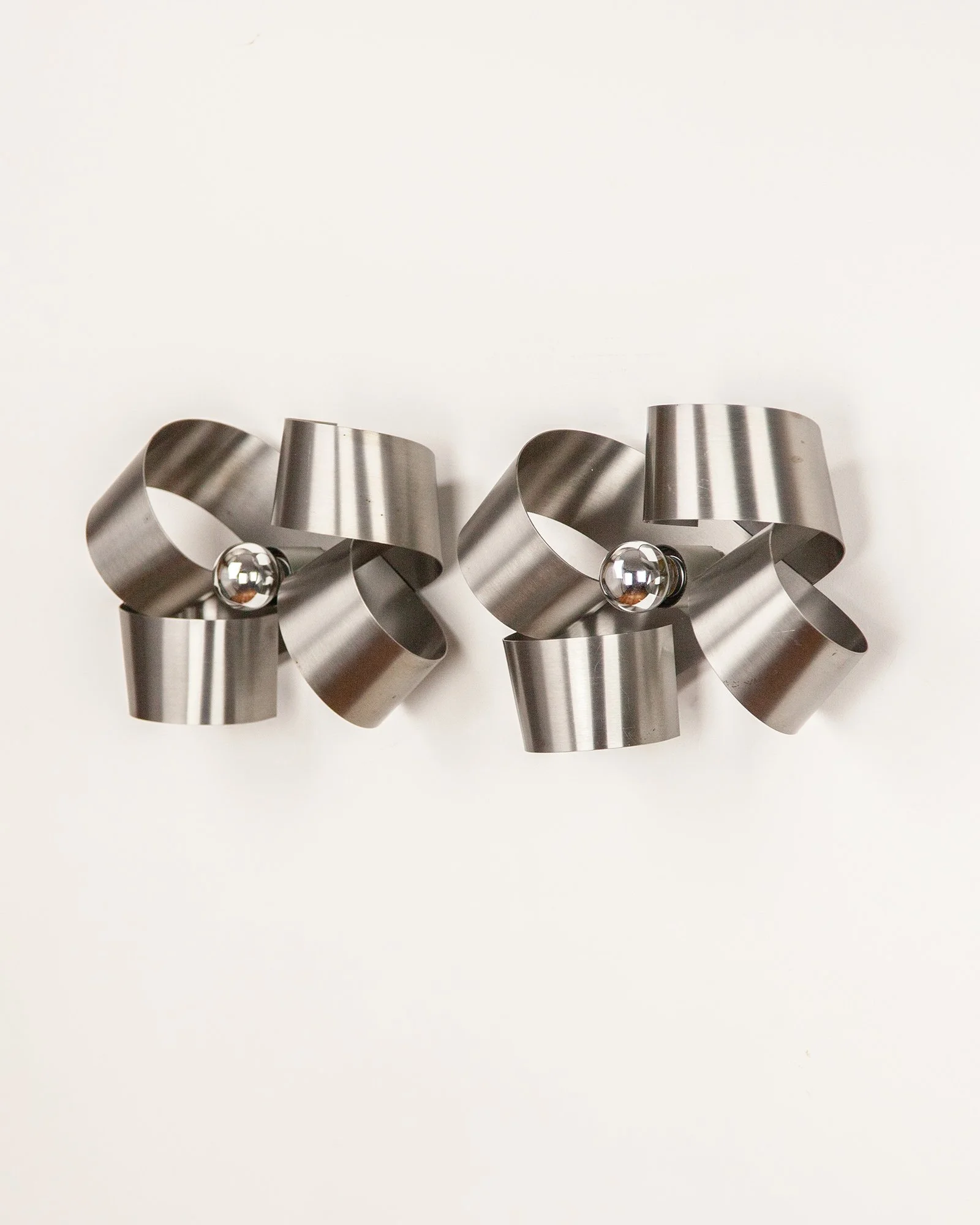 Aesthetiker Wall Lights Stainless Steel Ribbons French Vintage 1990s_0013__MG_7752.jpg