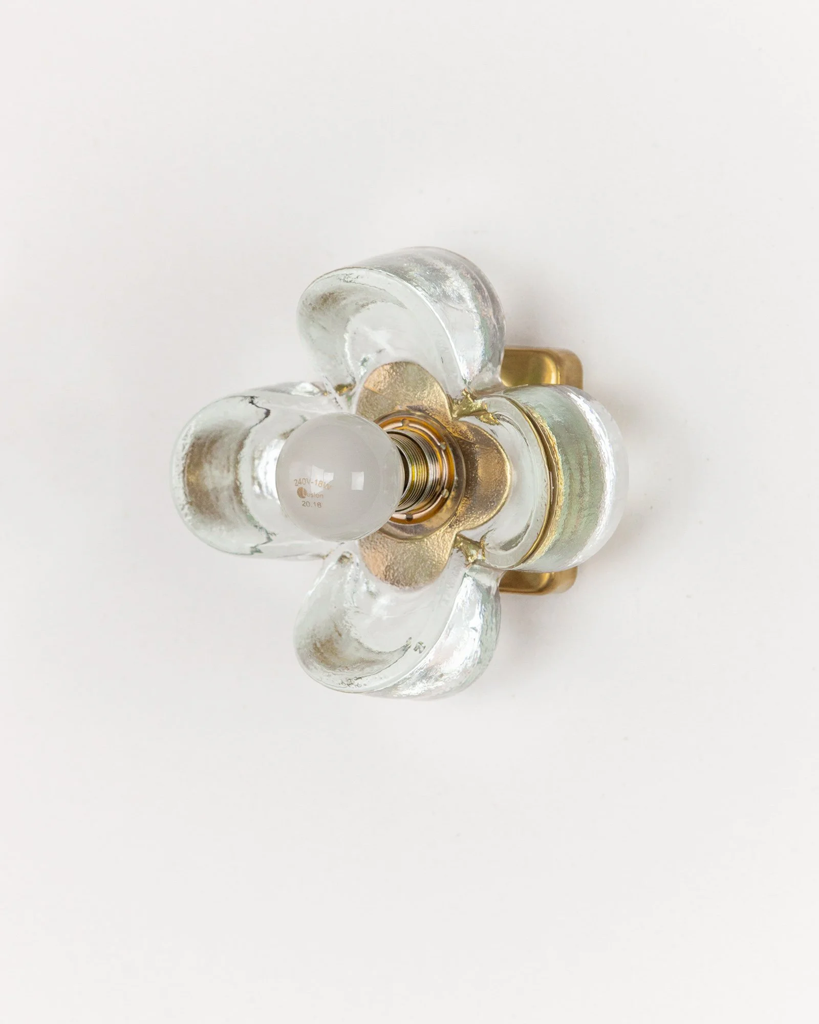 Aesthetiker Wall Light Sische Flower Glass Brass_0009__MG_2516.jpg