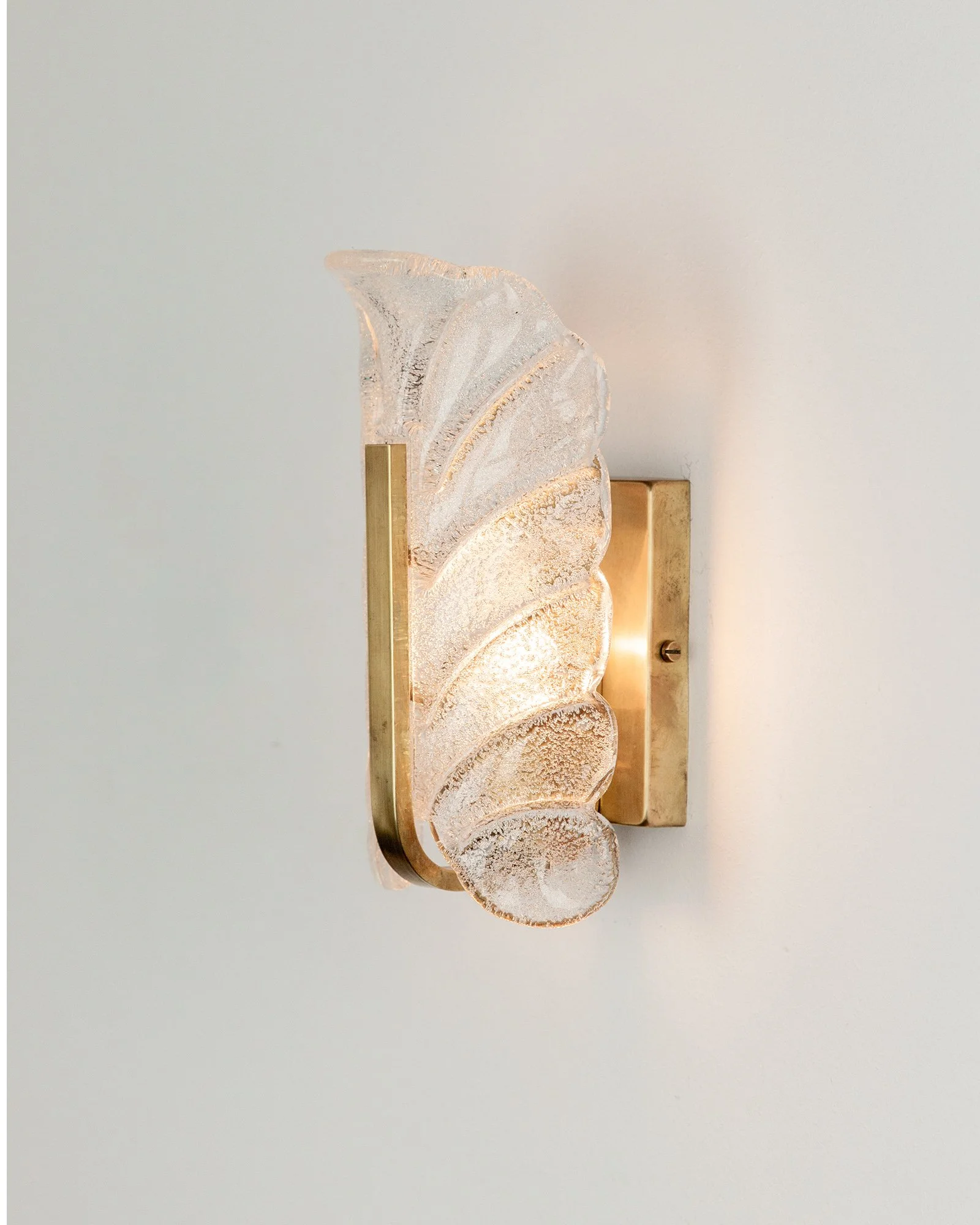 Aesthetiker Wall Light Orrefors Glass Brass Leaf 1960s 1970s_0002__MG_9916.jpg