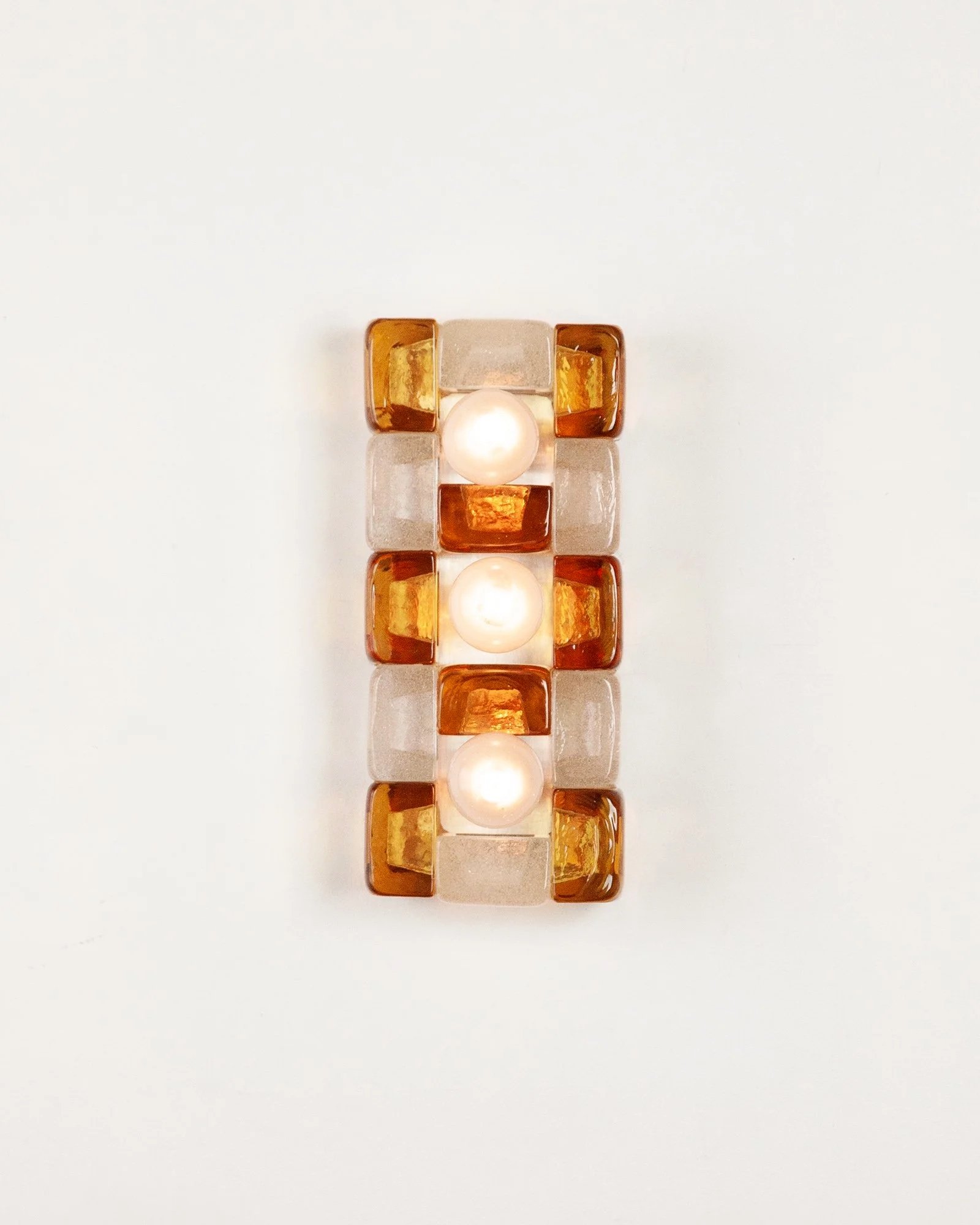 Aesthetiker+Wall+Light+Poliarte+Amber+White+Murano+Albano+Poli_0012__MG_8842.jpg