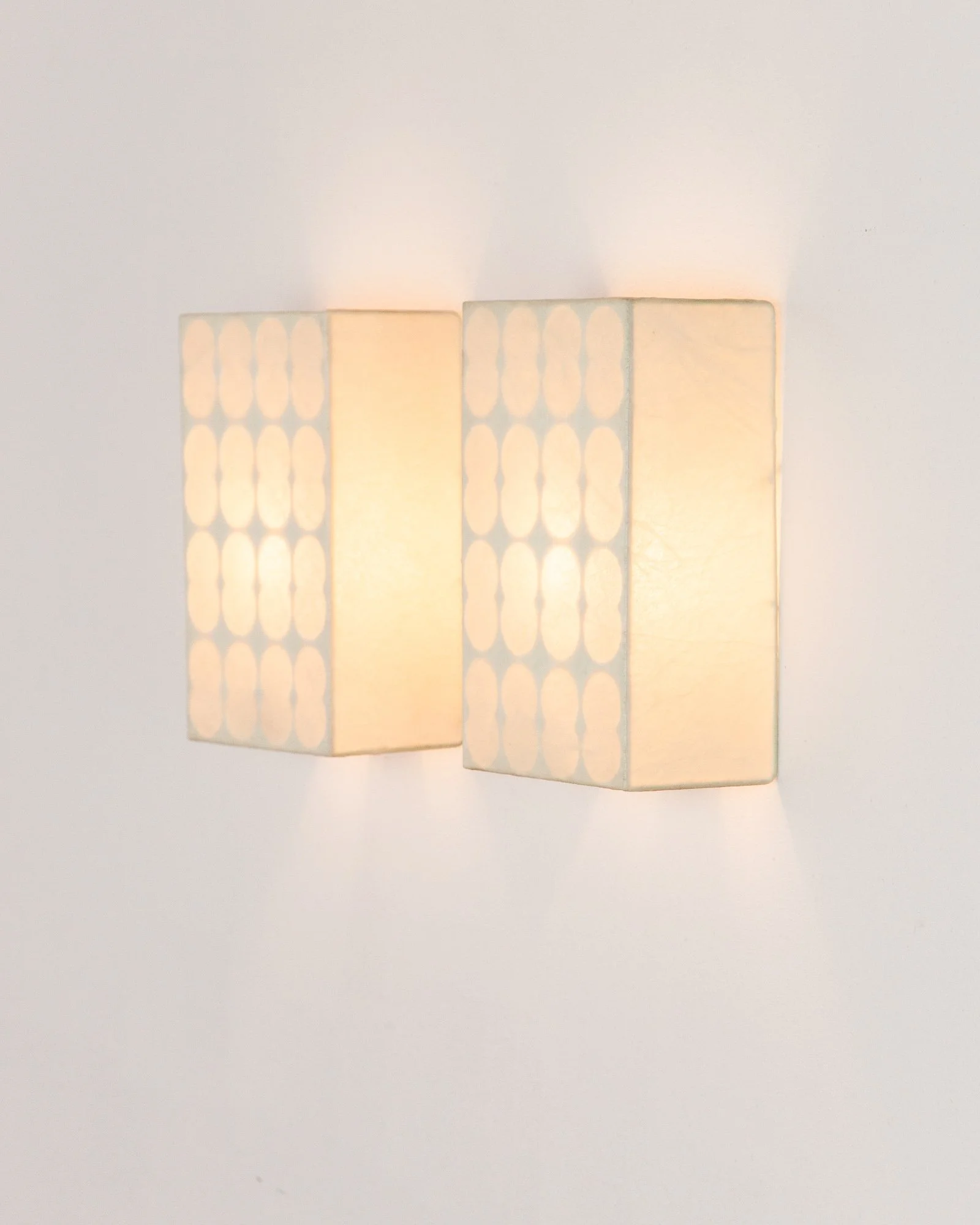 Aesthetiker Wall Light Goldkant Leuchten Cocoon Rectangle_0013__MG_2254.jpg