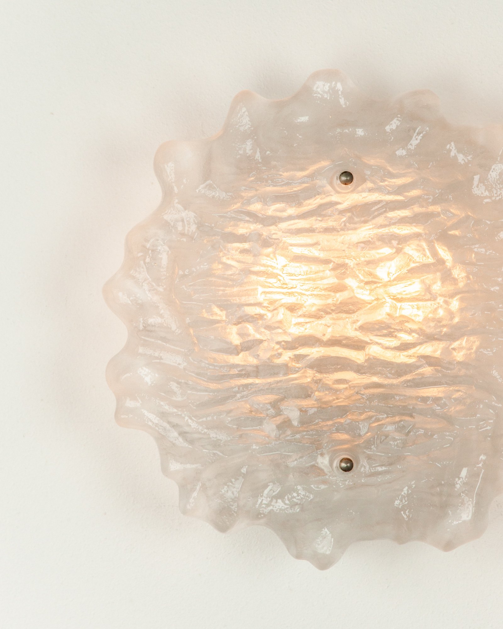 Aesthetiker Wall Light Peill Putzler Wavy Ice Glass Sconce Vintage_0003__MG_1172.jpg