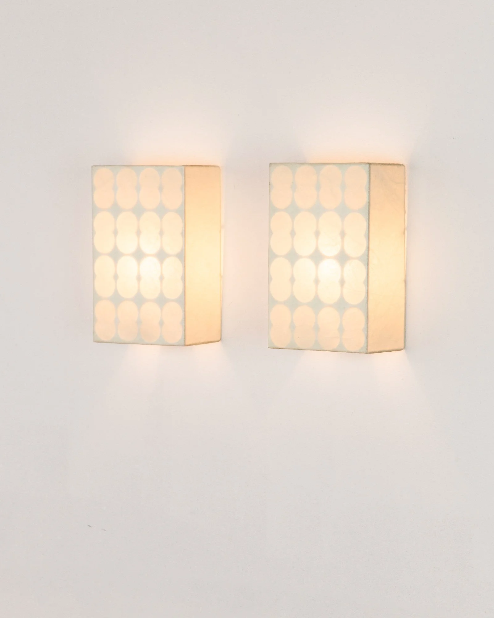 Aesthetiker Wall Light Goldkant Leuchten Cocoon Rectangle_0014__MG_22481.jpg