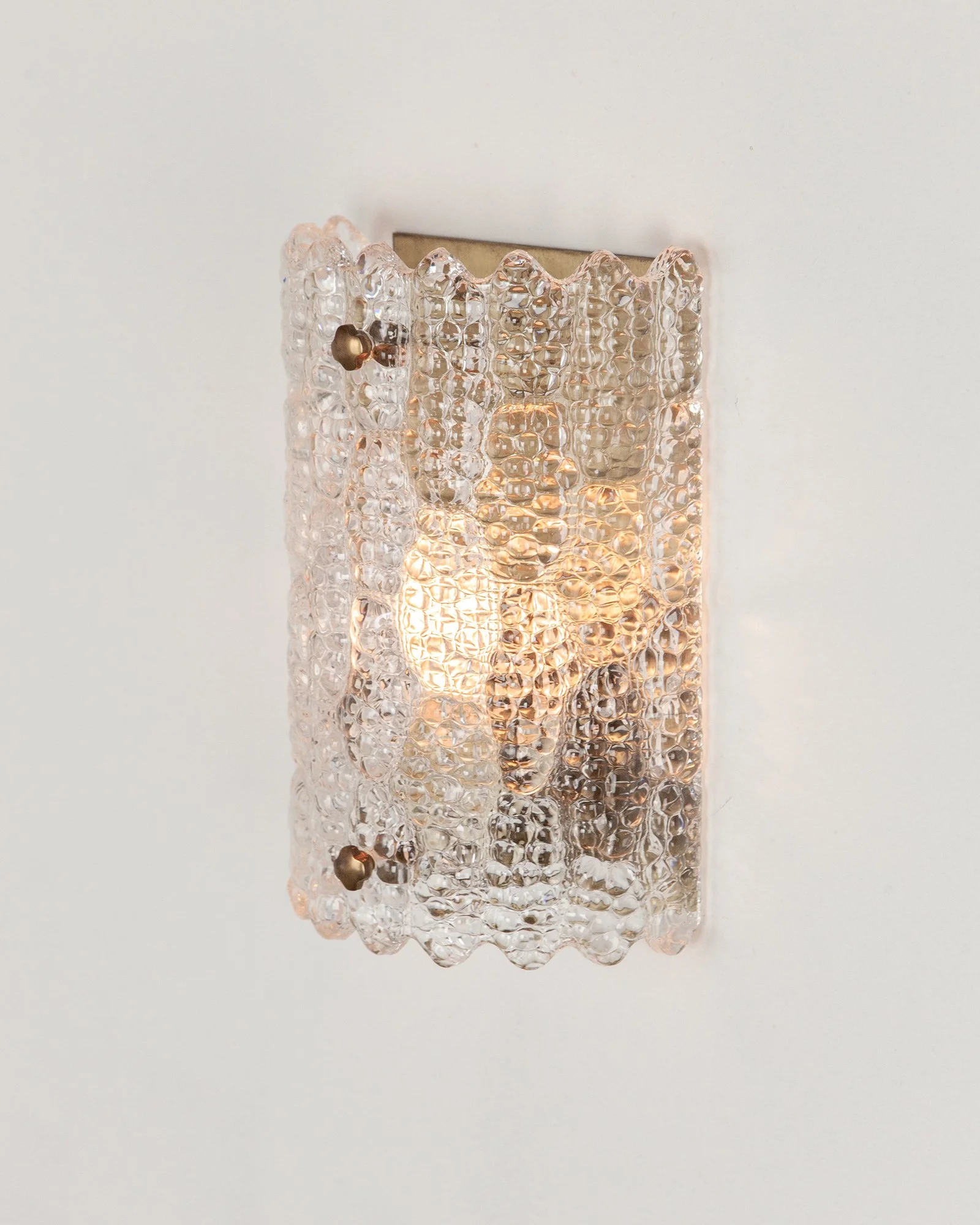 Aesthetiker Wall LIght Orrefors Carl Fagerlund Glass Brass Wavy Large_0002__MG_20691.jpg