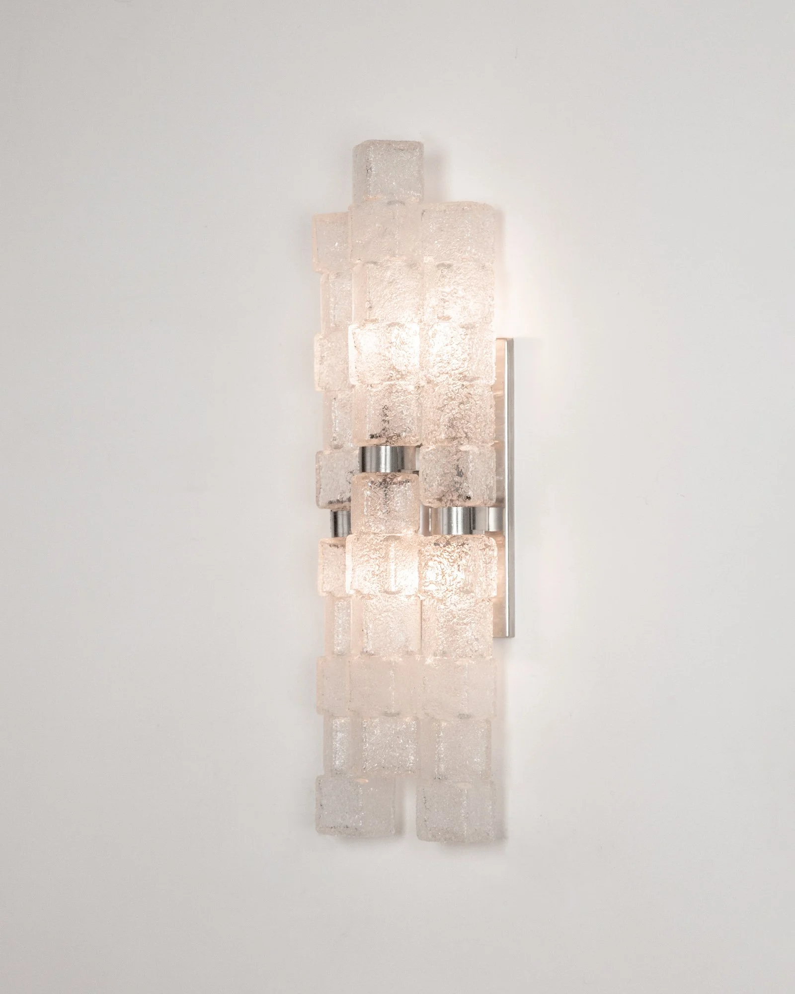 Aesthetiker WL Angelo Brotto Large Brutalist 3 Lights_0006__MG_6249.jpg