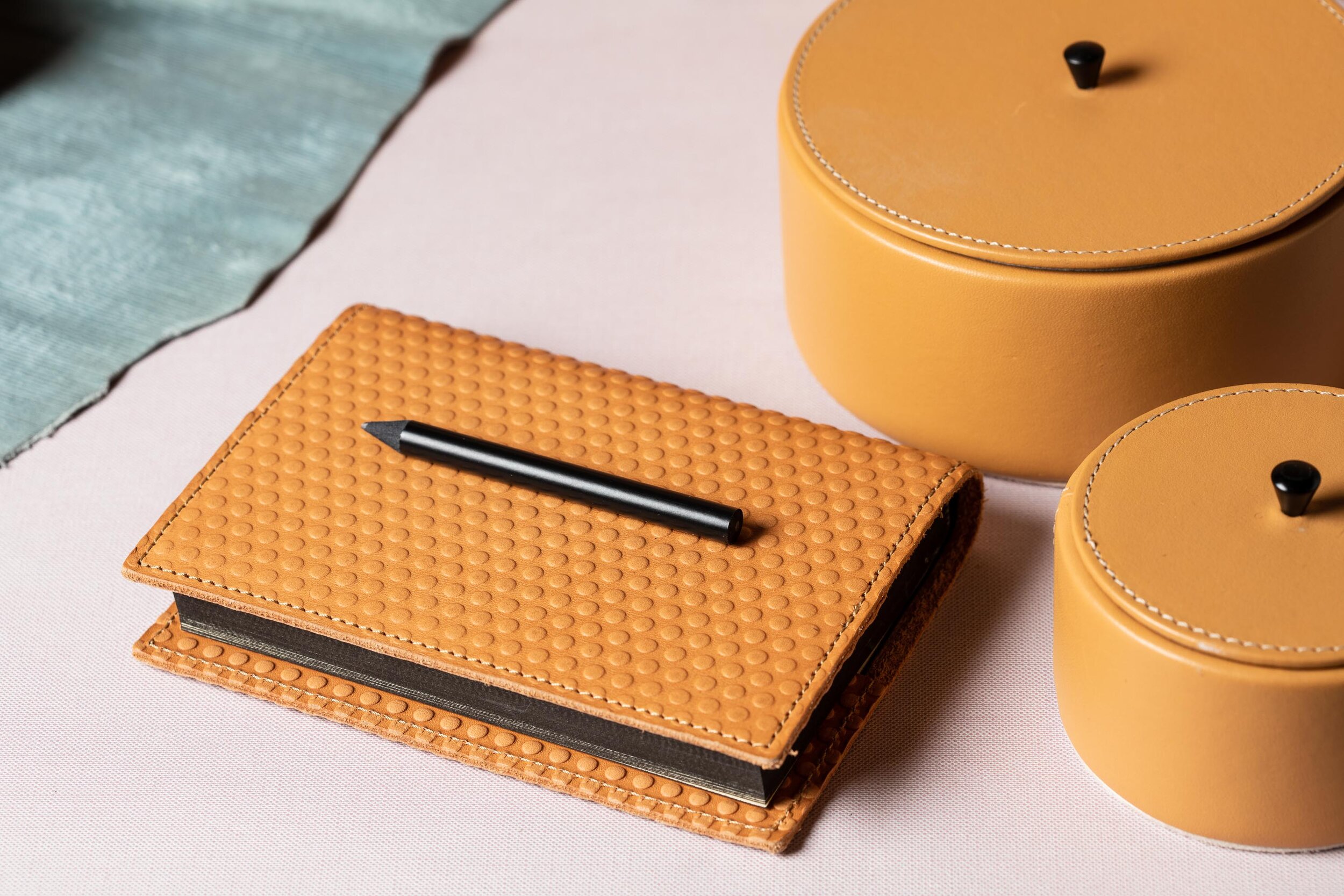promoidea-leather_032.jpg