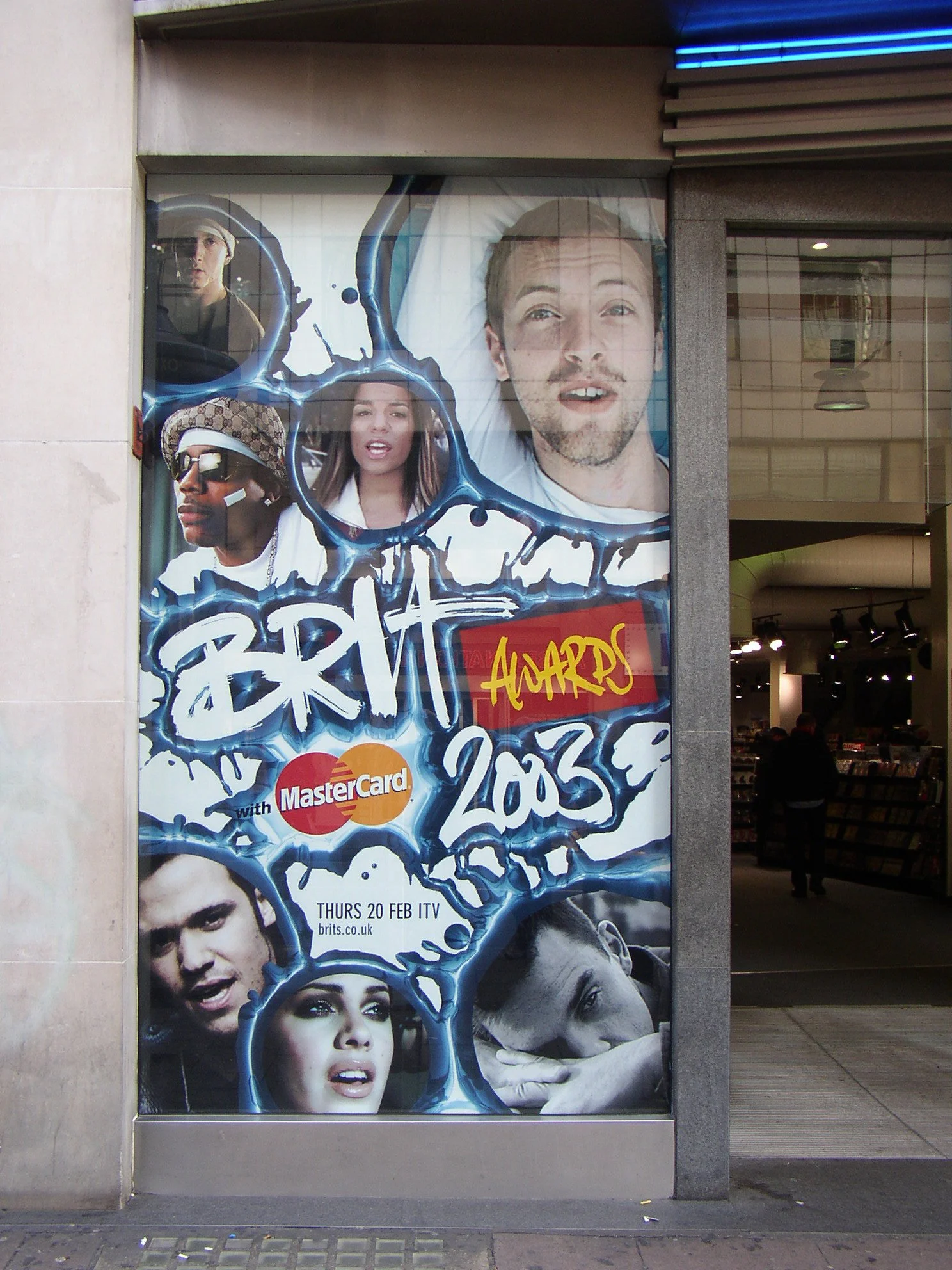 BRITS 2003-CIRCUS SMALL.jpg