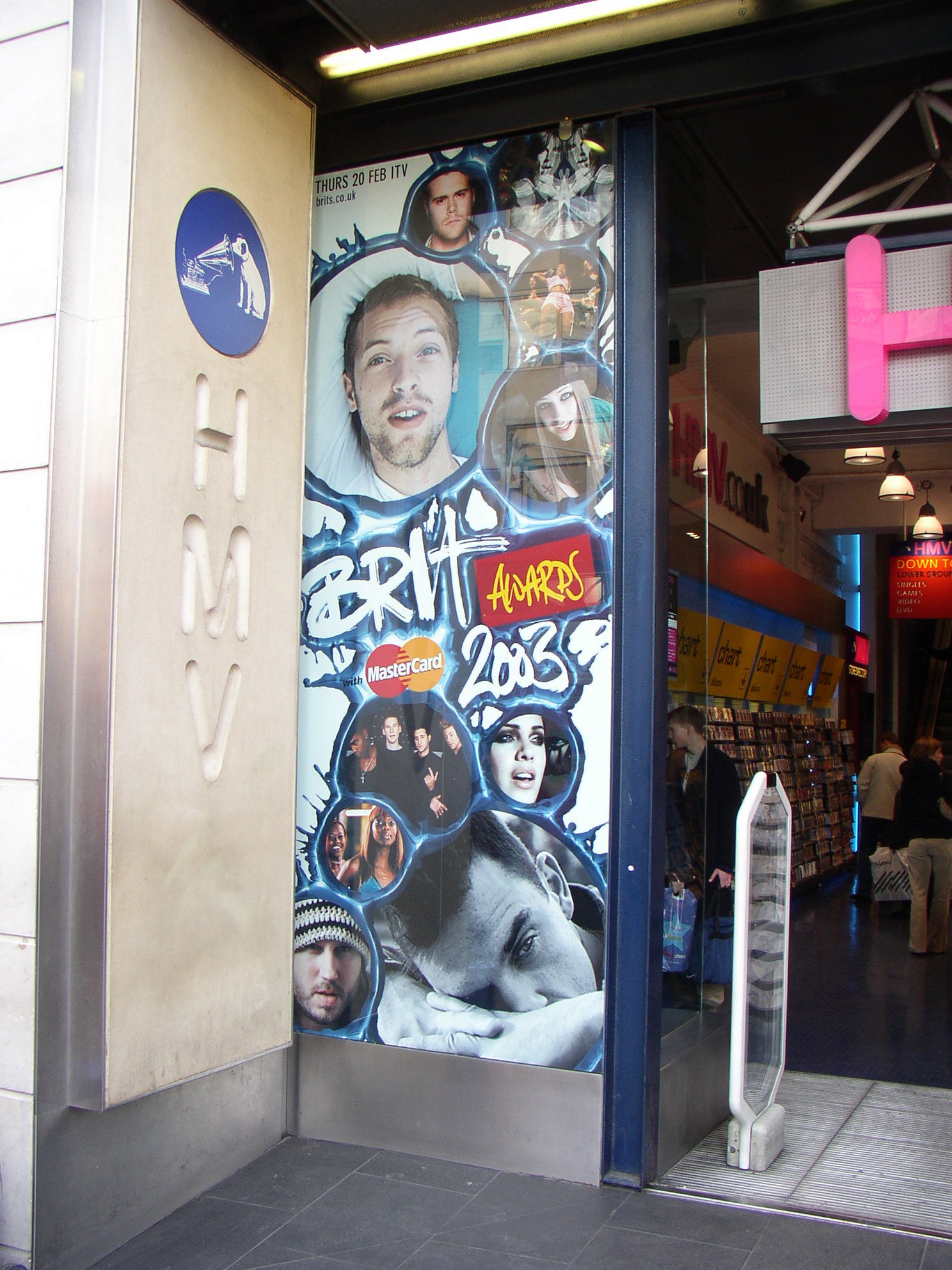 BRITS 2003-BOND ST SMALL.jpg