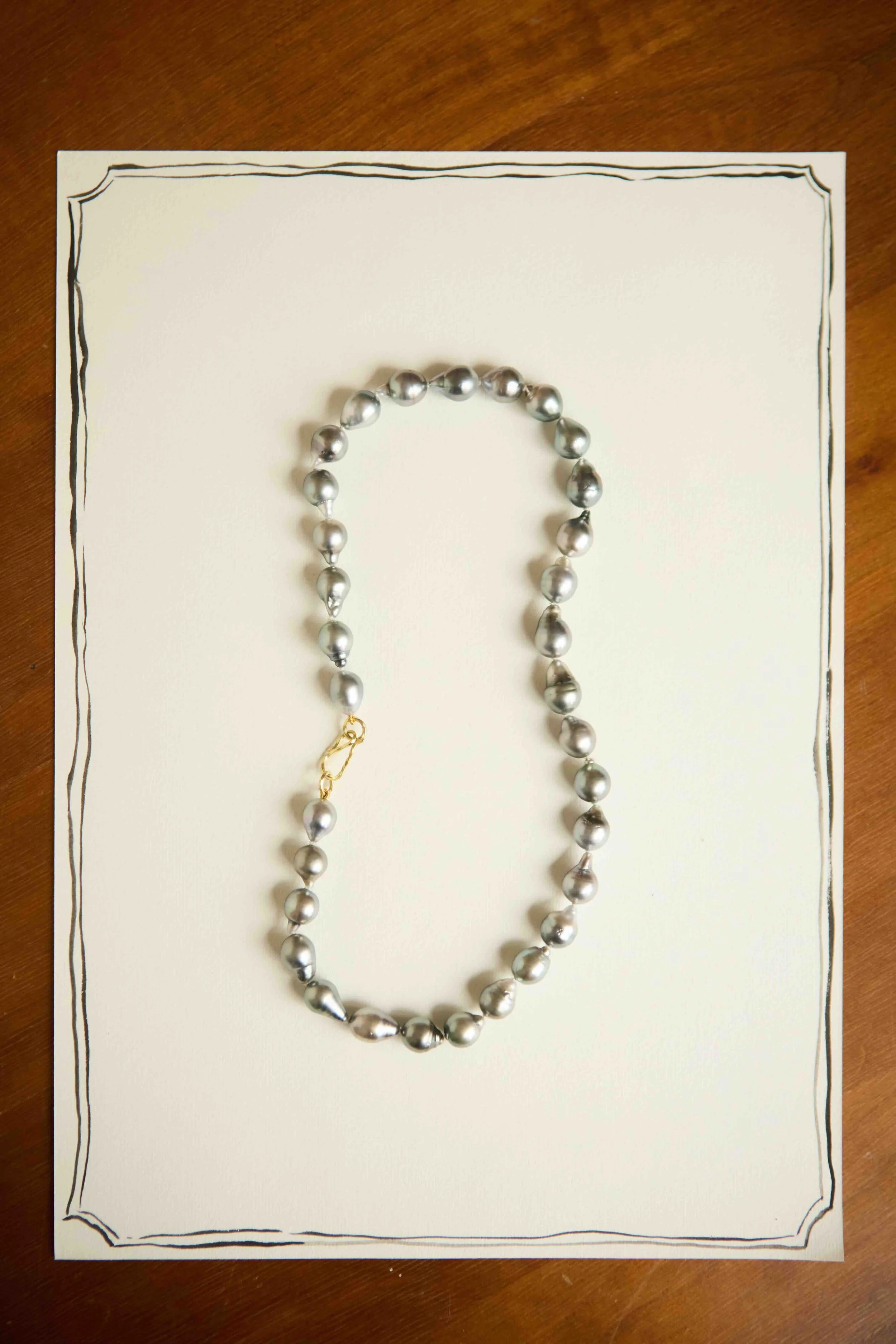 Sonja Pearl Necklace Line Rossau..jpeg