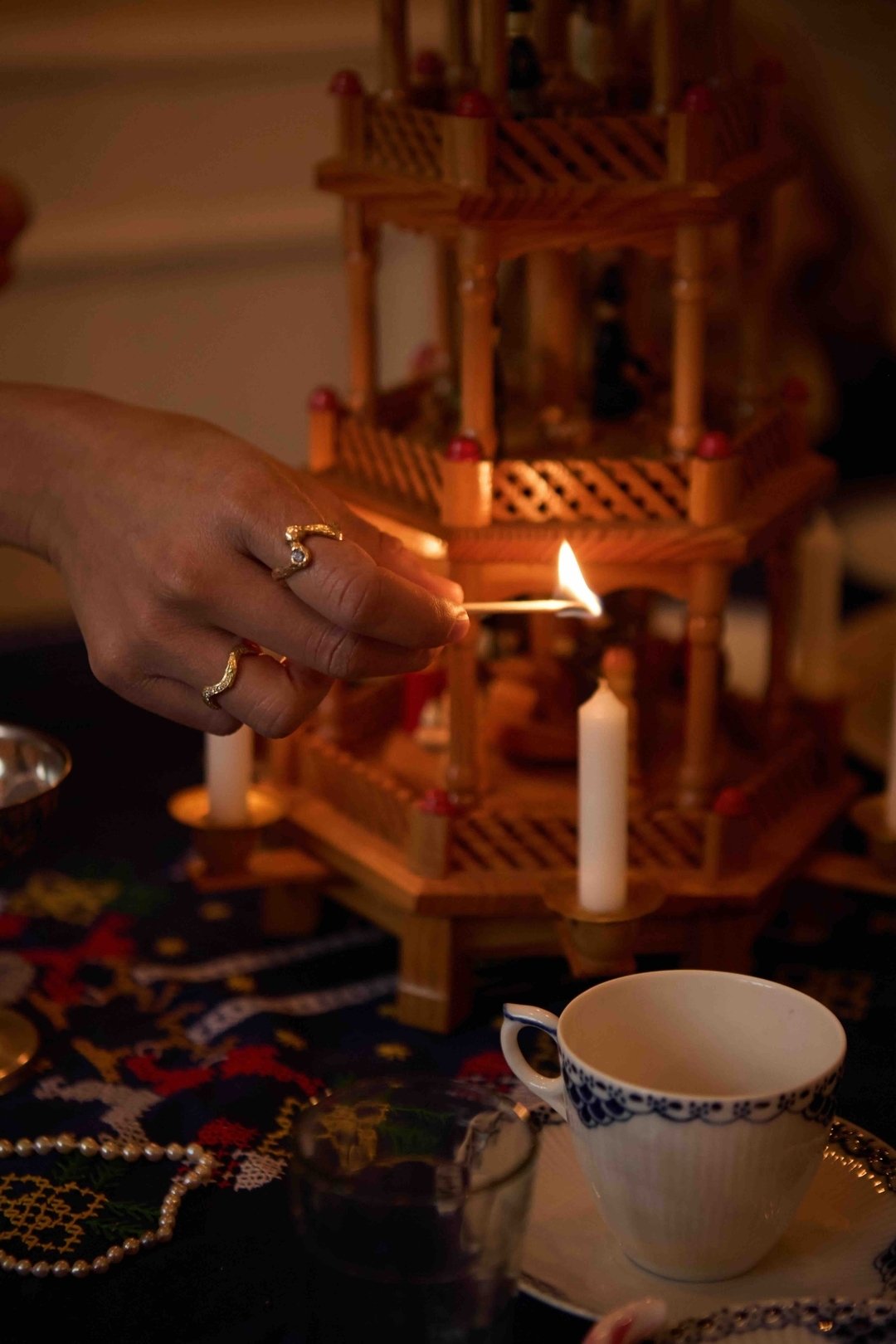 🎀 INVITATION TIL JULESTUE 🎀

Julen n&aelig;rmer sig, og vi vil gerne invitere jer til en dag fyldt med julehygge og inspiration 🎄🎄🎄
 
Onsdag den 11. december kl. 11.00-18.30 &aring;bner vi d&oslash;rene til julestue og indvier vores nye showroom