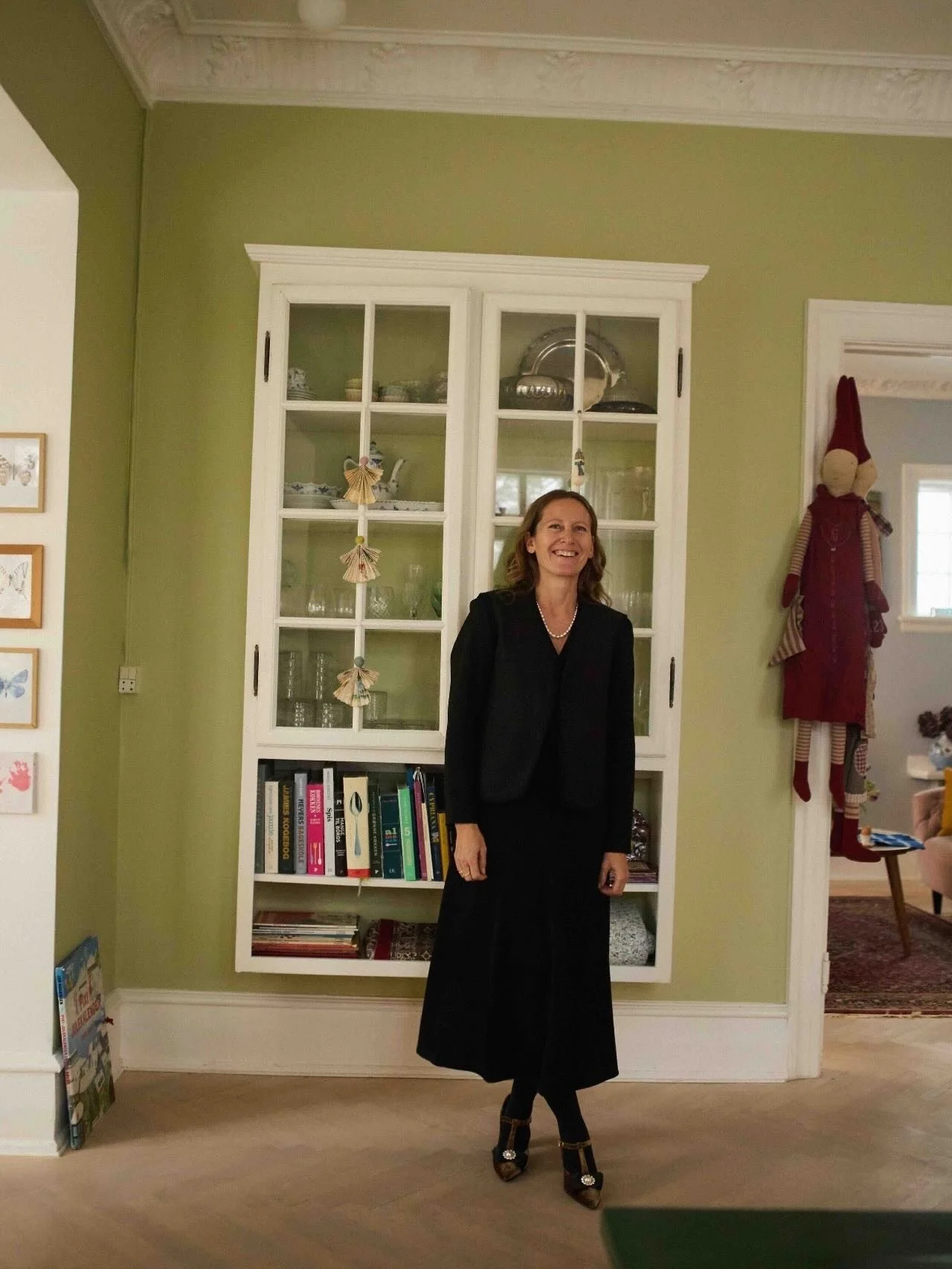 LOVE STORY💌 
⠀⠀⠀⠀⠀⠀⠀⠀⠀
Thereza Giver Jensen st&aring;r bag t&oslash;jm&aelig;rket La Fauvette som blandt andet bliver solgt hos Line Rossau Atelier. Vi har bes&oslash;gt hende til en snak om juletraditioner, familieliv og k&aelig;rligheden til det g