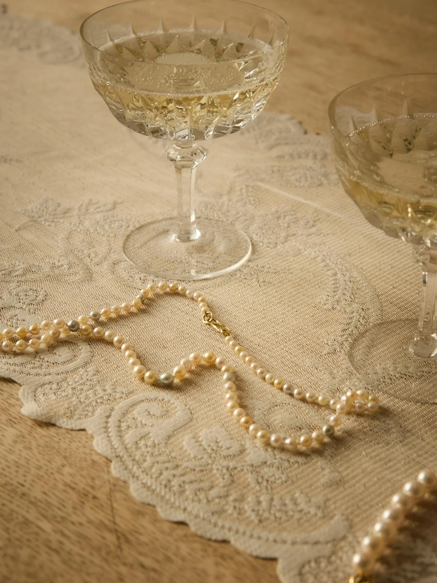 Tak for et magisk &aring;r 💖💖💖

2025 har v&aelig;ret fyldt med smykker, dr&oslash;mme og sk&oslash;nne &oslash;jeblikke. Det havde ikke v&aelig;ret det samme uden jer.

Tusind tak til alle jer, der har st&oslash;ttet mine designs og min lille smyk