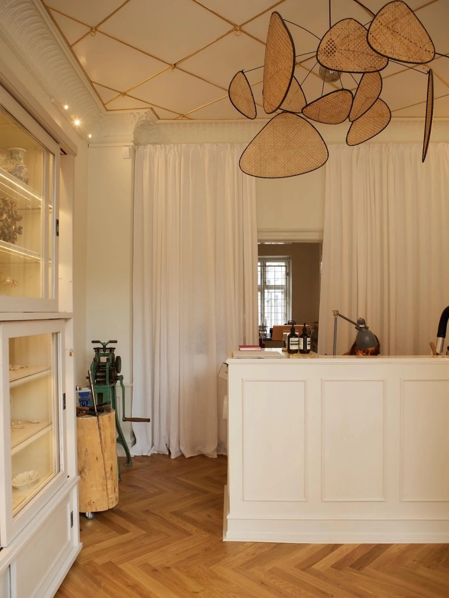 Butikken er &aring;ben 11-14 i dag💌💌💌