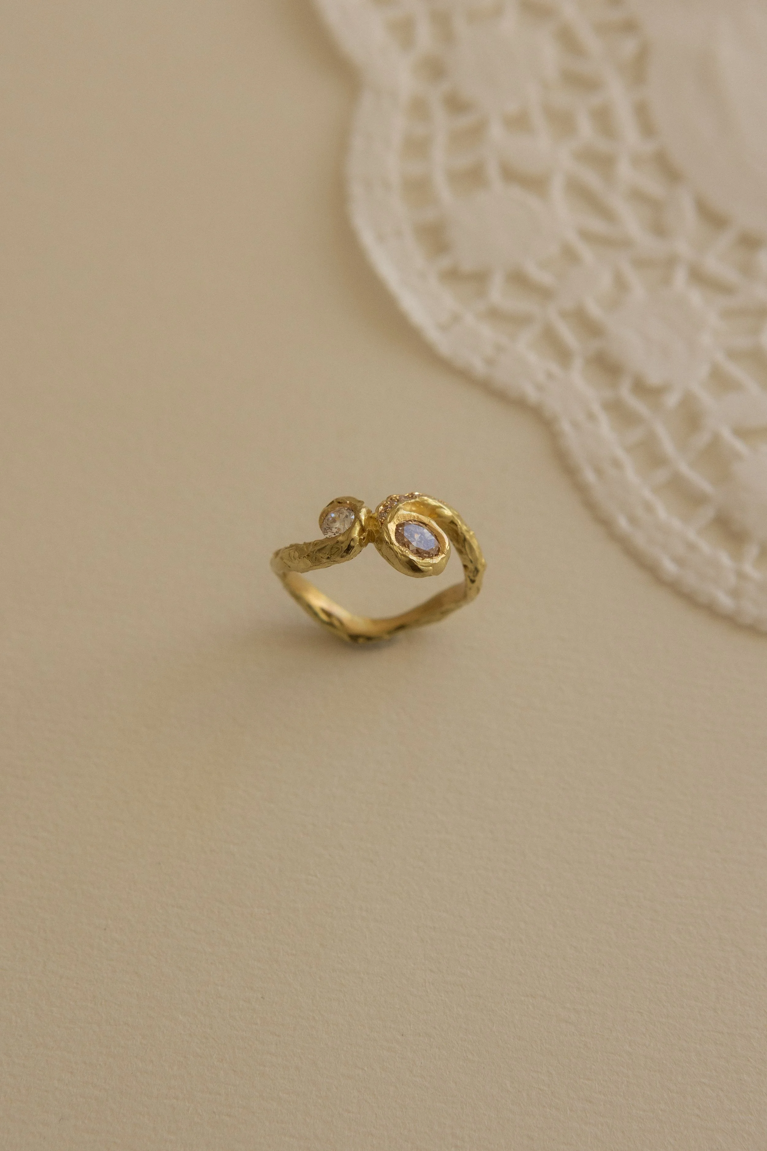 Tethered Rossau Capture_-035.jpg