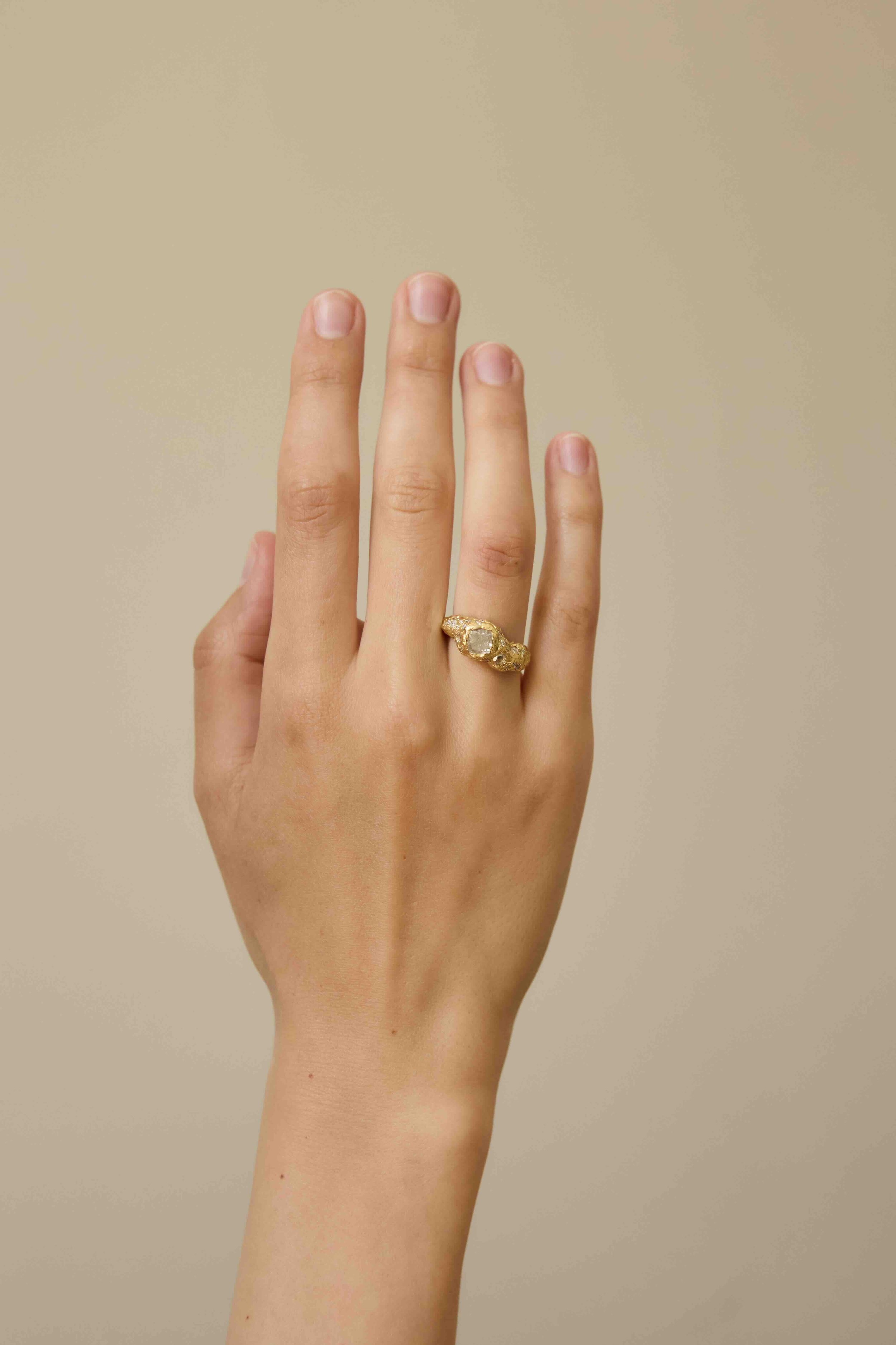 Guld Ring Line Rossau,.jpeg