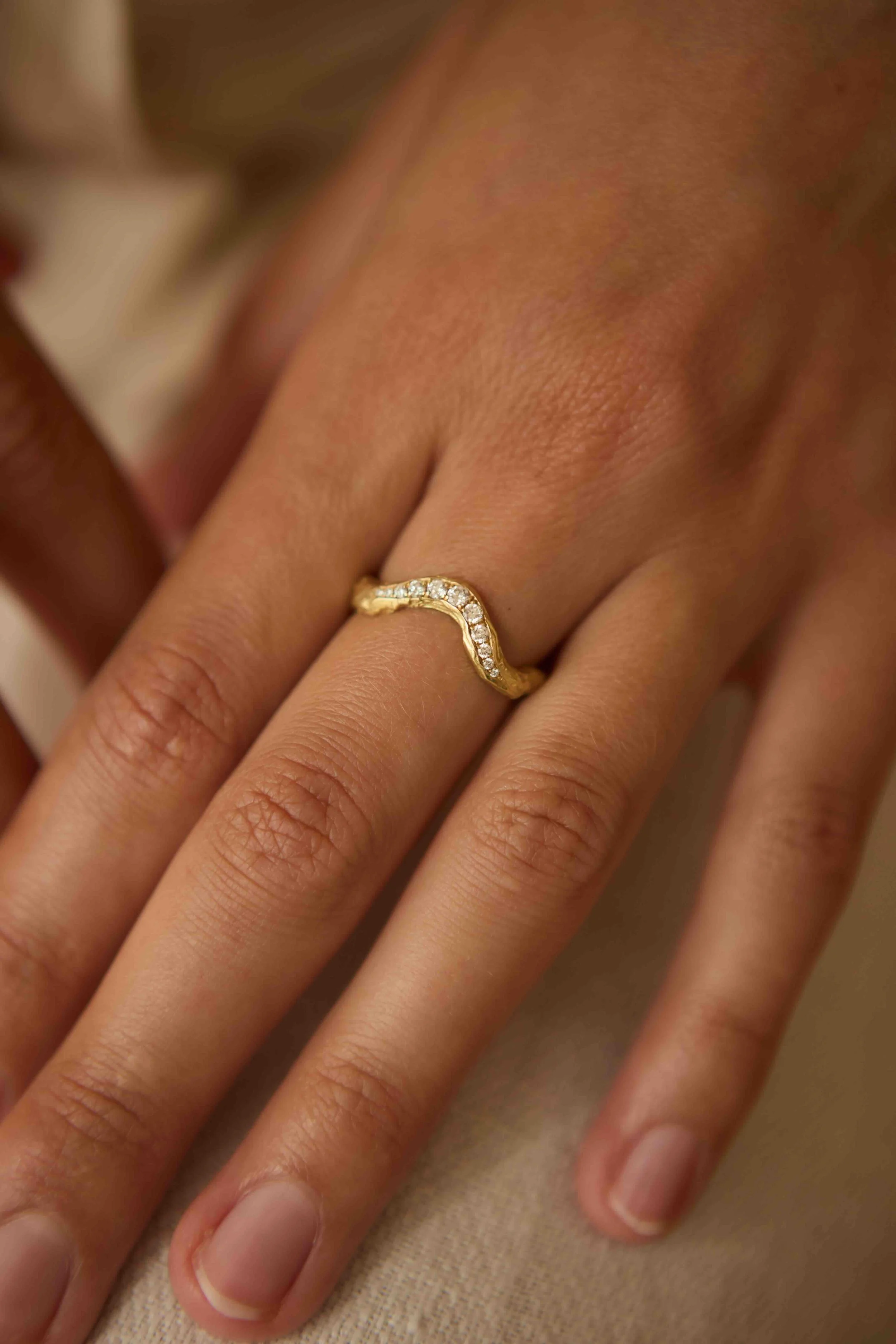 Grand Shooting Star Ring - Line Rossau.jpeg