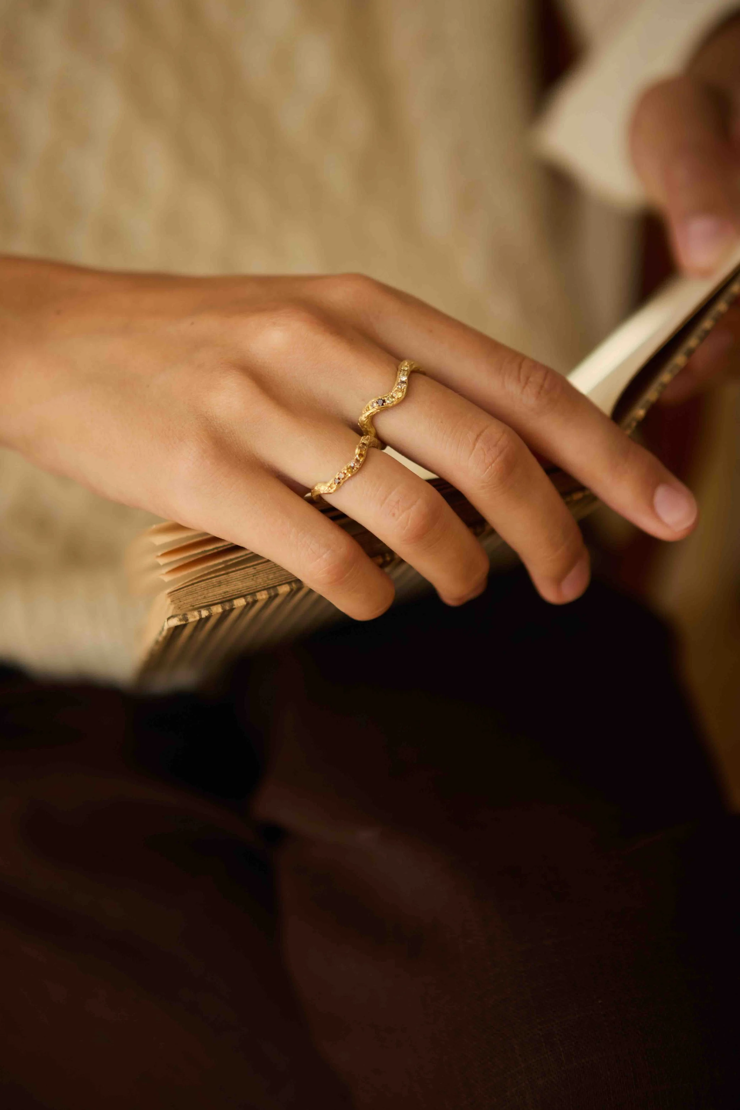 Autumn Shooting Star Rings - Line Rossau.jpeg