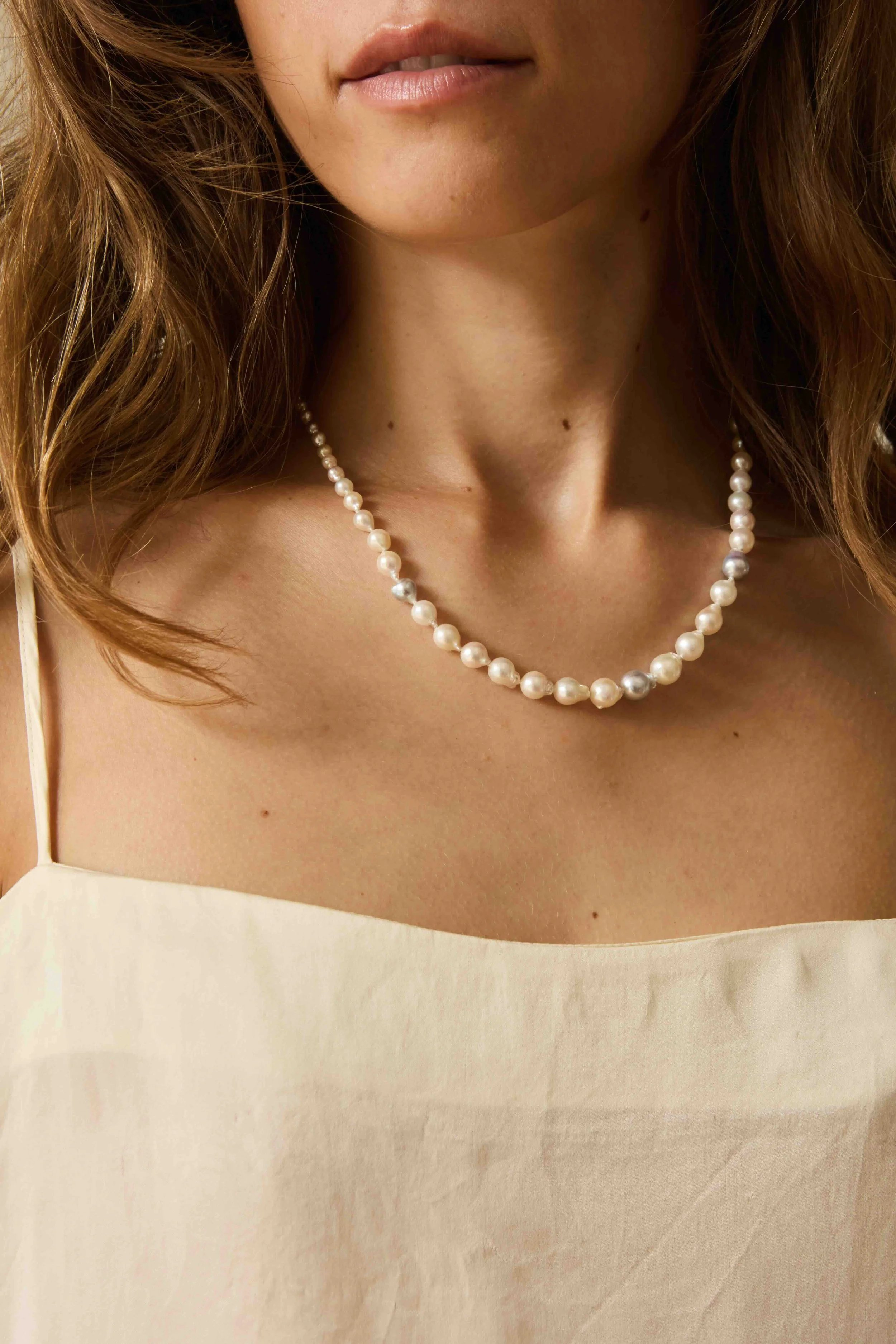 Alma Pearl Necklace Line Rossau....jpeg