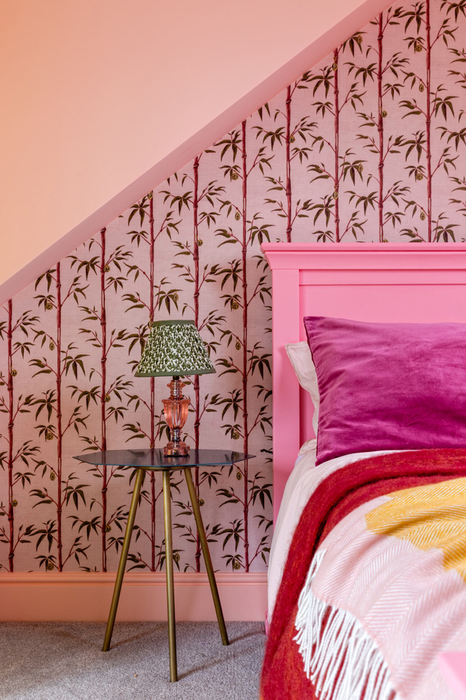 vic-21-pink-bedroom-botanical-wallpaper.jpg