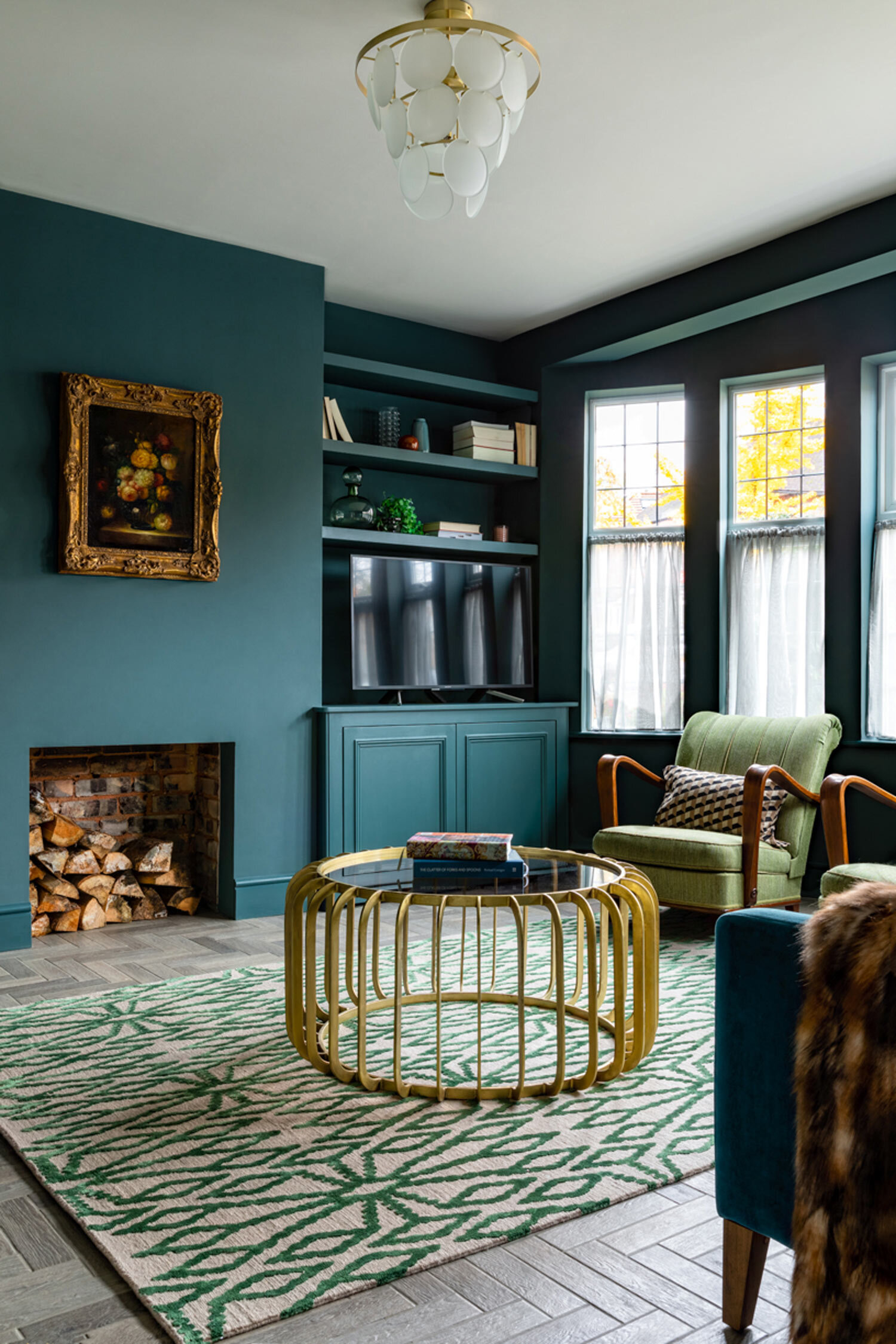 woodside-12-teal-sitting-room.jpg