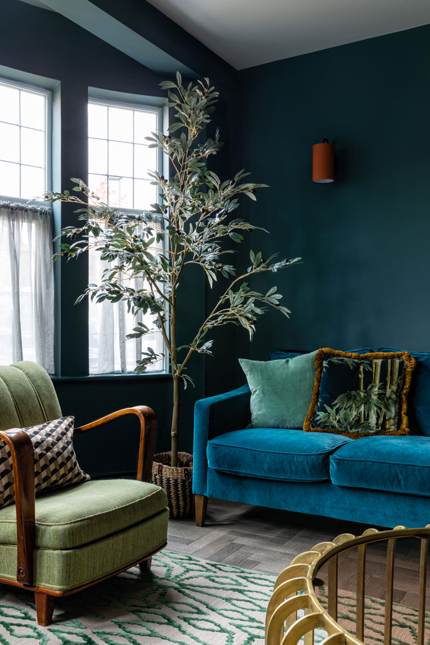 woodside-14-teal-green-sitting-room-plant.jpg