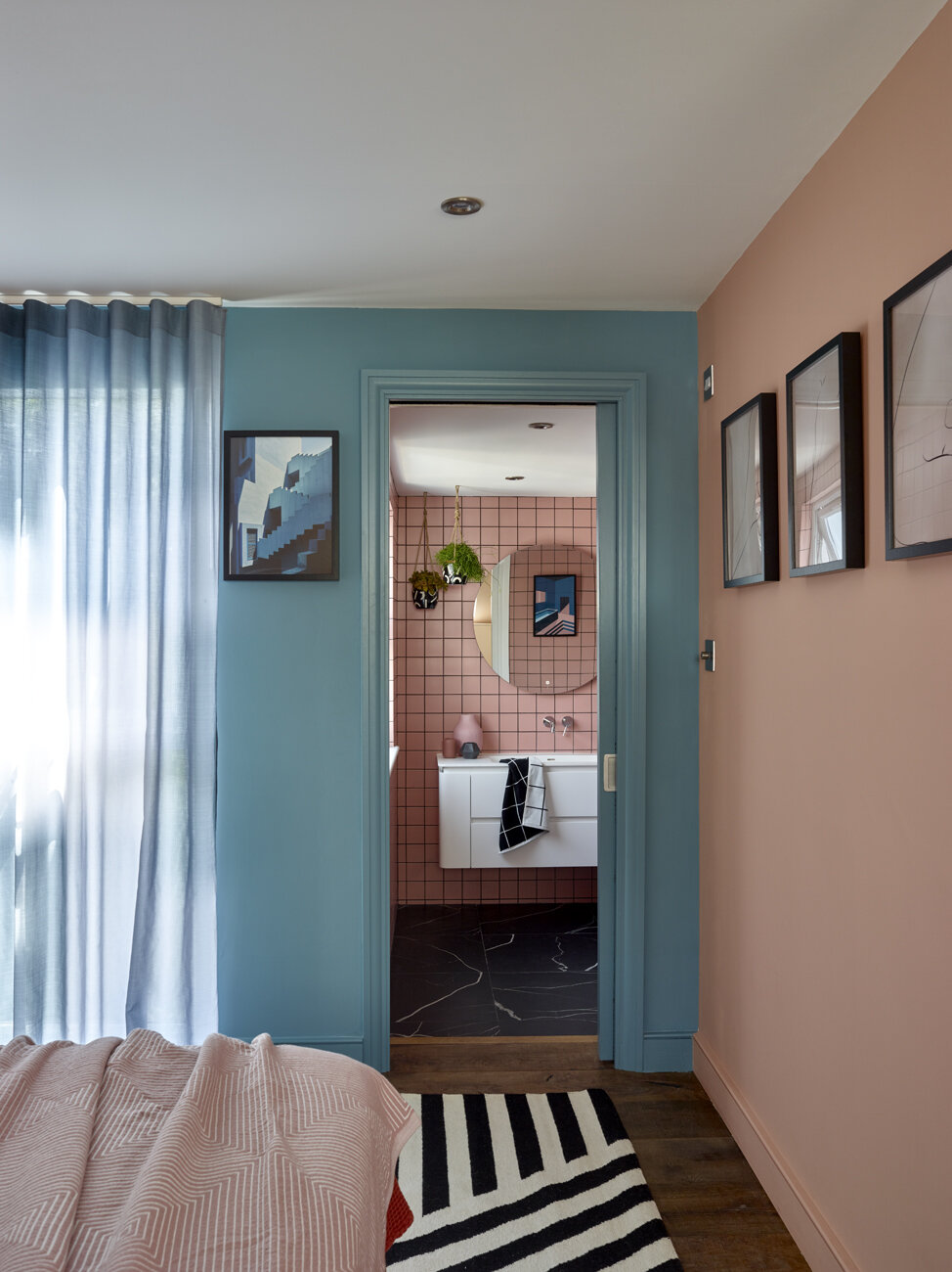 finchley-05-pink-blue-loft-bathroom.jpg