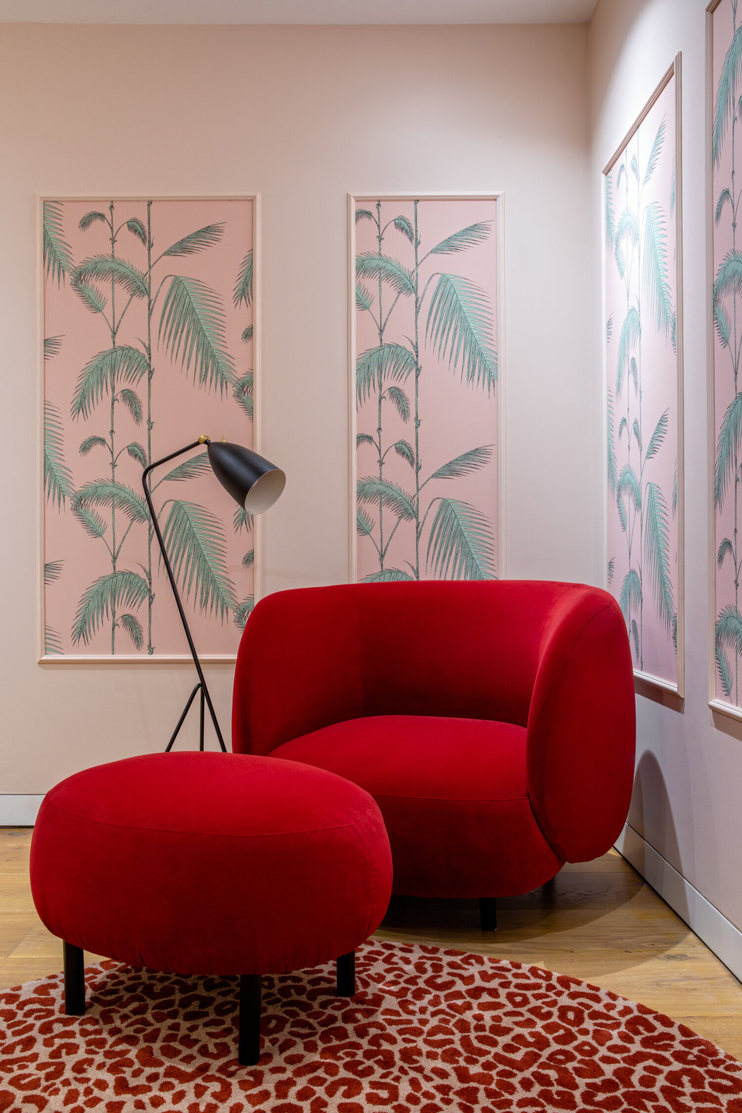 blackheath-33-wallpaper-panelling-red-armchair.jpg