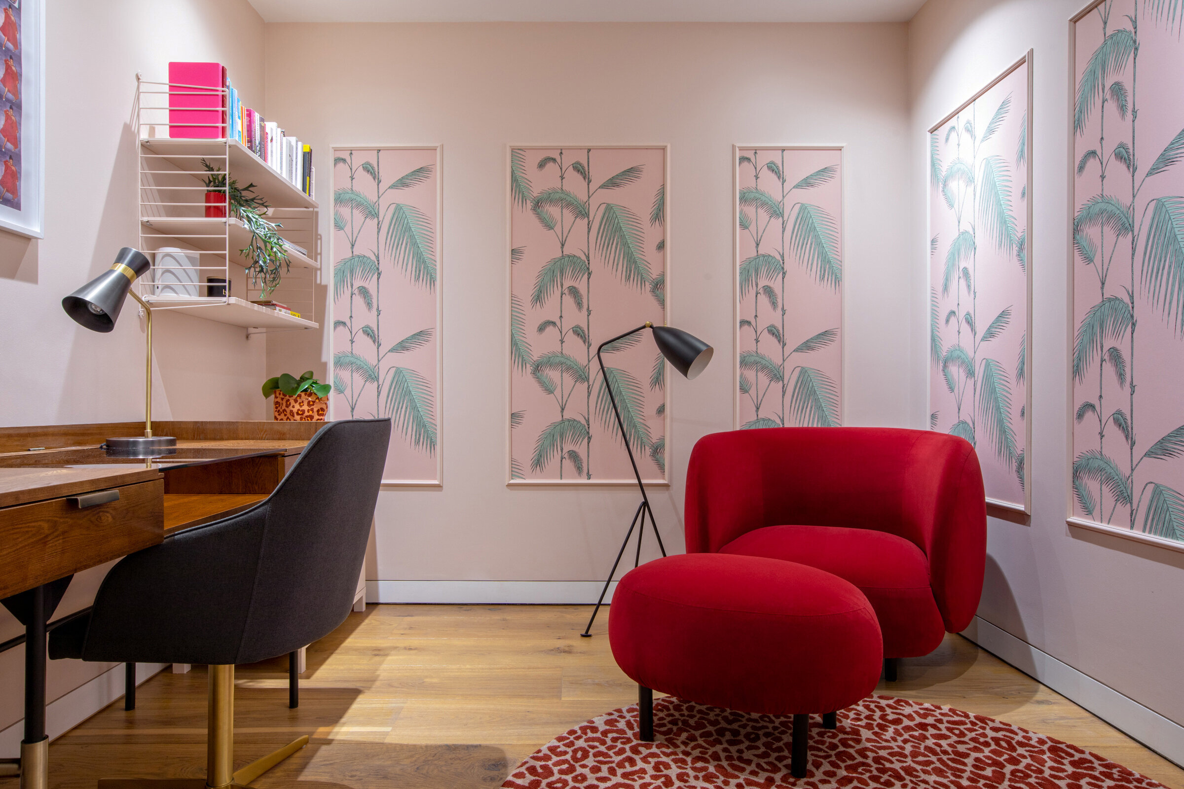 blackheath-32-studio-pink-wallpaper-panelling.jpg