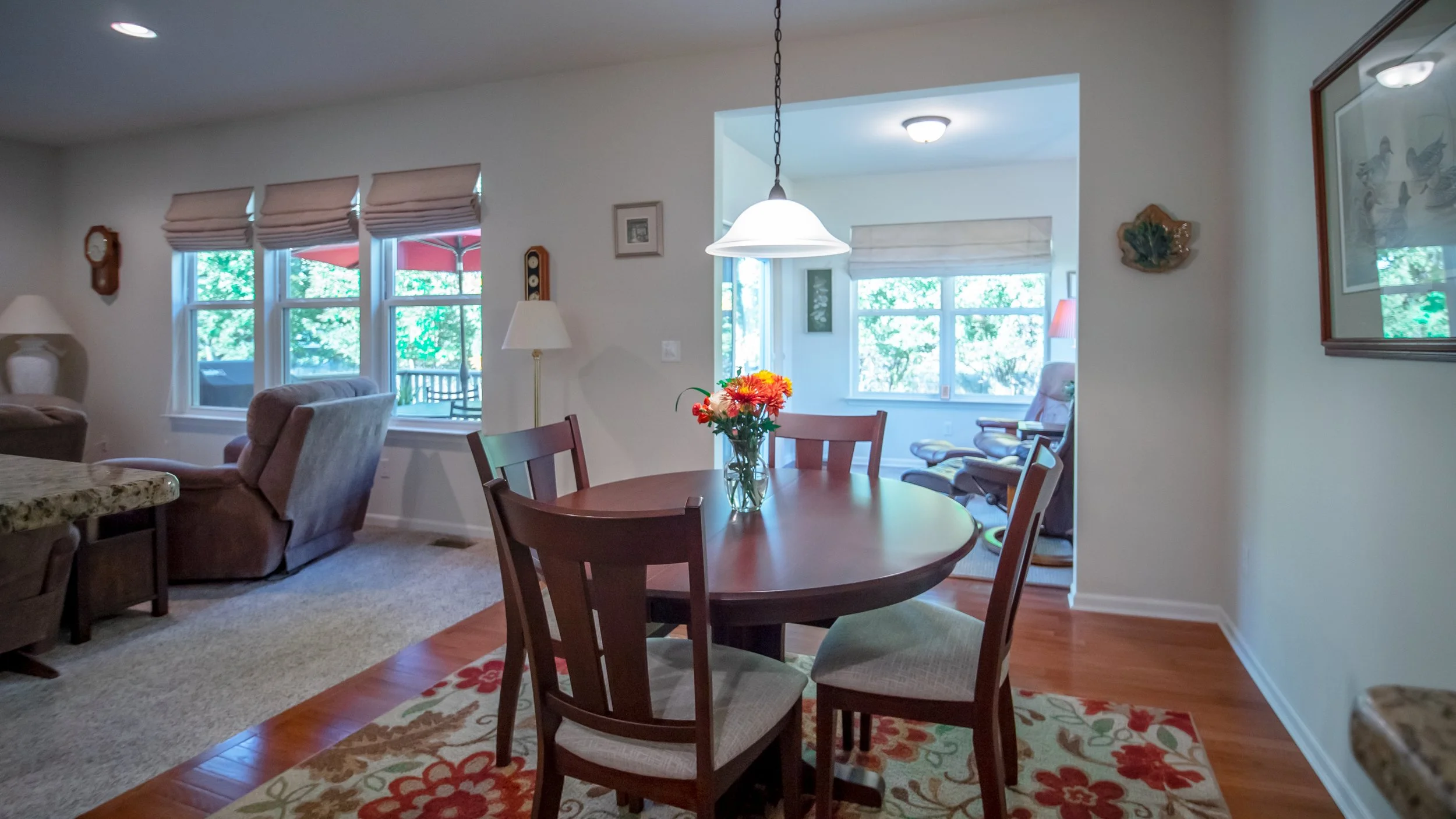 8. Dining Room.jpg