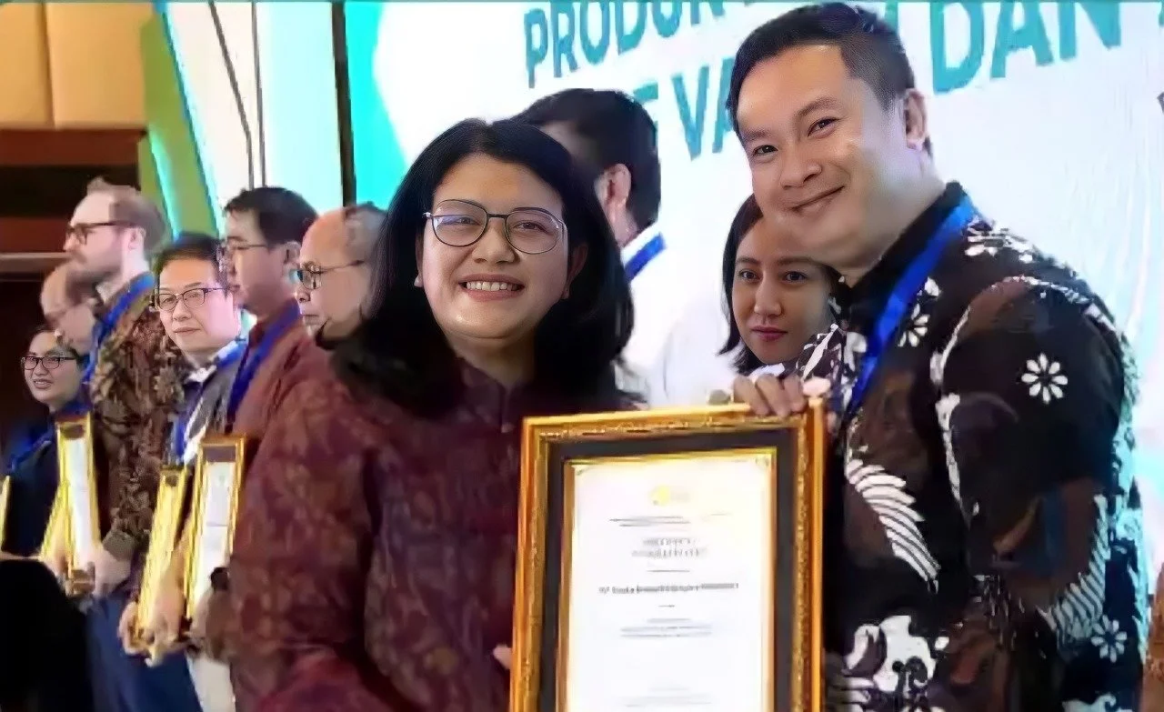 Etana Raih Penghargaan Industri Farmasi dari Kementerian Kesehatan 