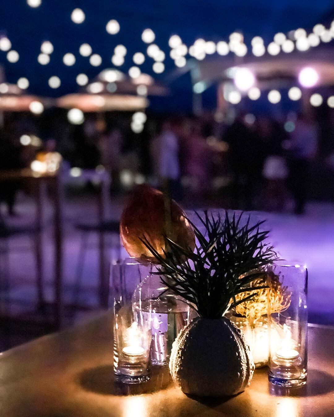 The perfect mood lighting for the autumn nights! 
Make your next event special and host it on your own private island paradise! 
Design + Production by @dasfete
Email: hawkins@thewaterfront.bm or call (441) 299-0700 for bookings and enquiries!

Event